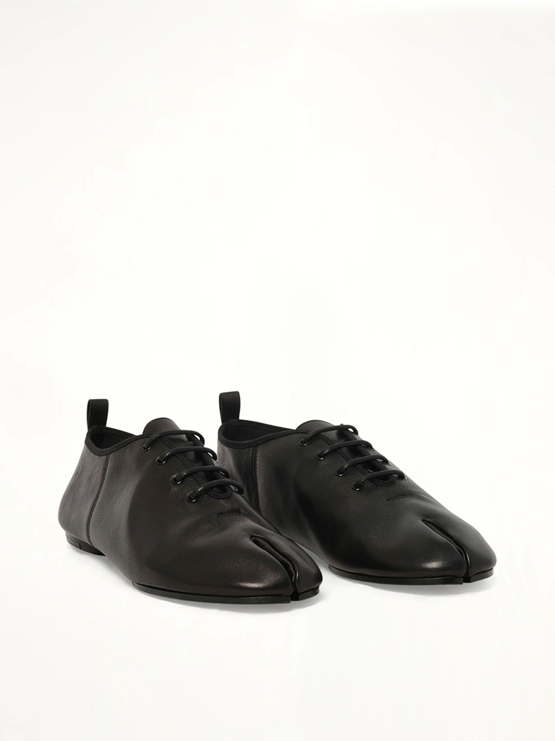 Tabi Jazz Lace-up Derby in Black - Image 2