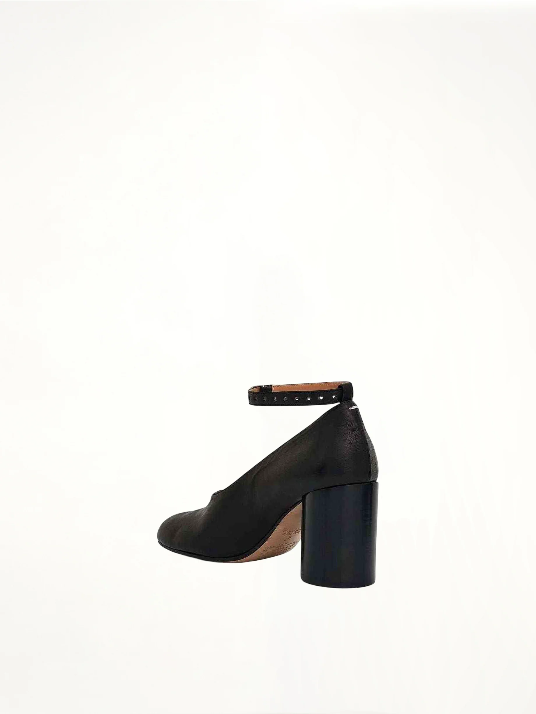 Tabi 8cm Heel Pumps in Black - Image 3