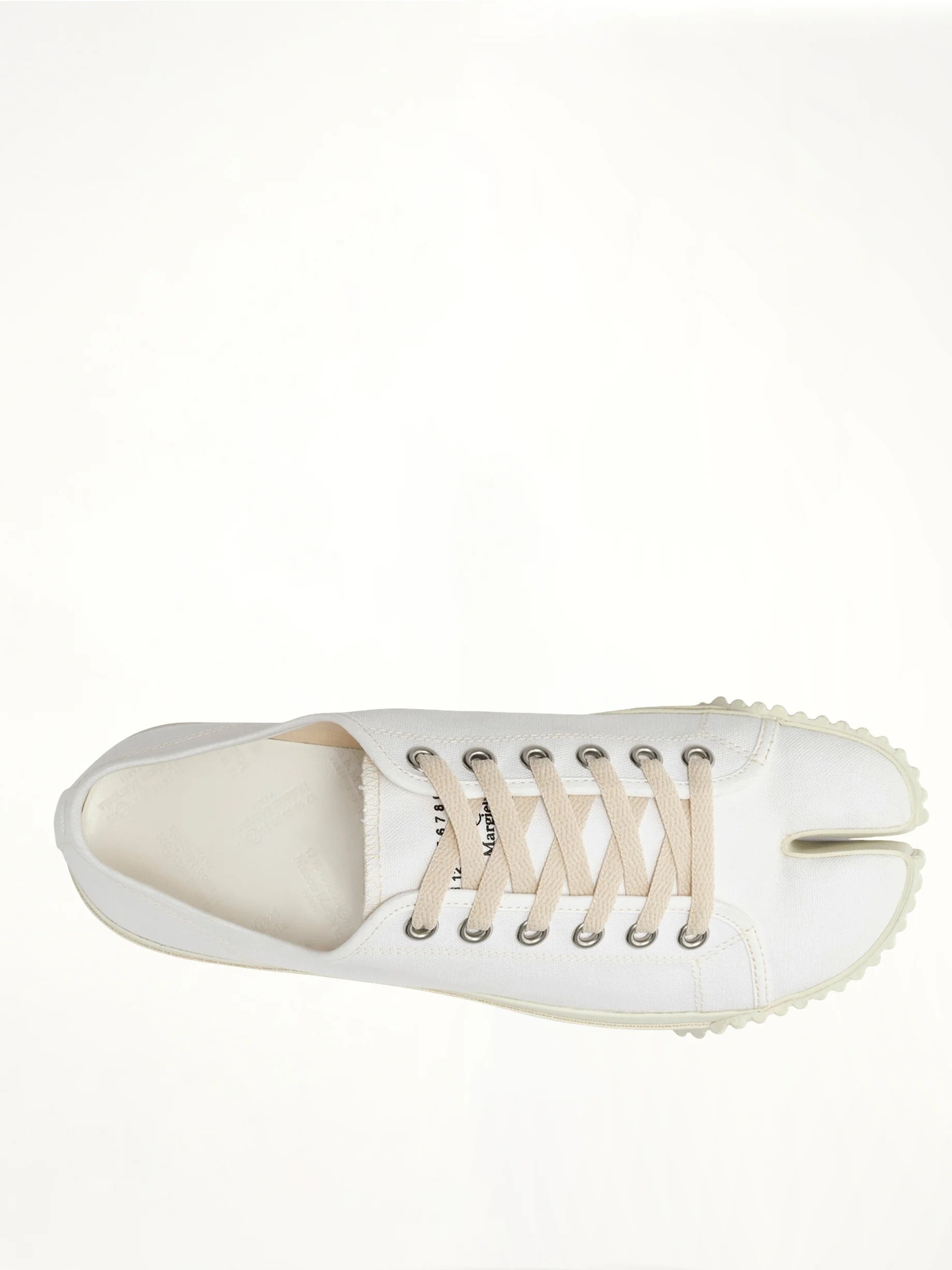 Tabi Sneaker in White - Image 3