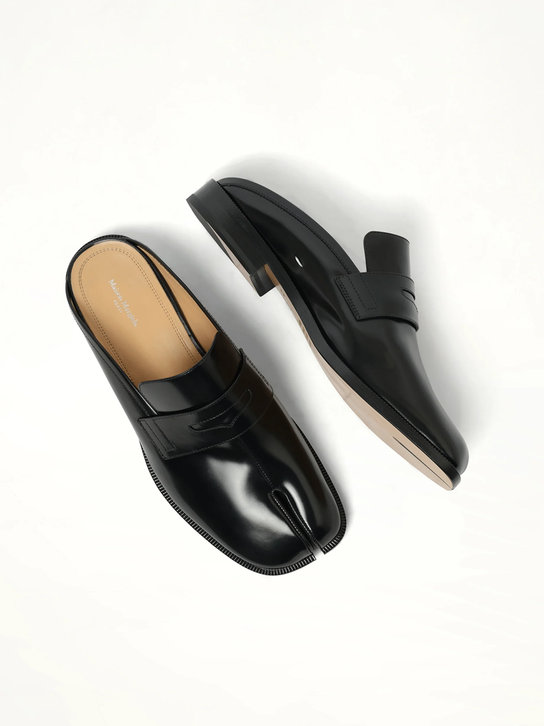 Tabi Mule in Black - Image 4
