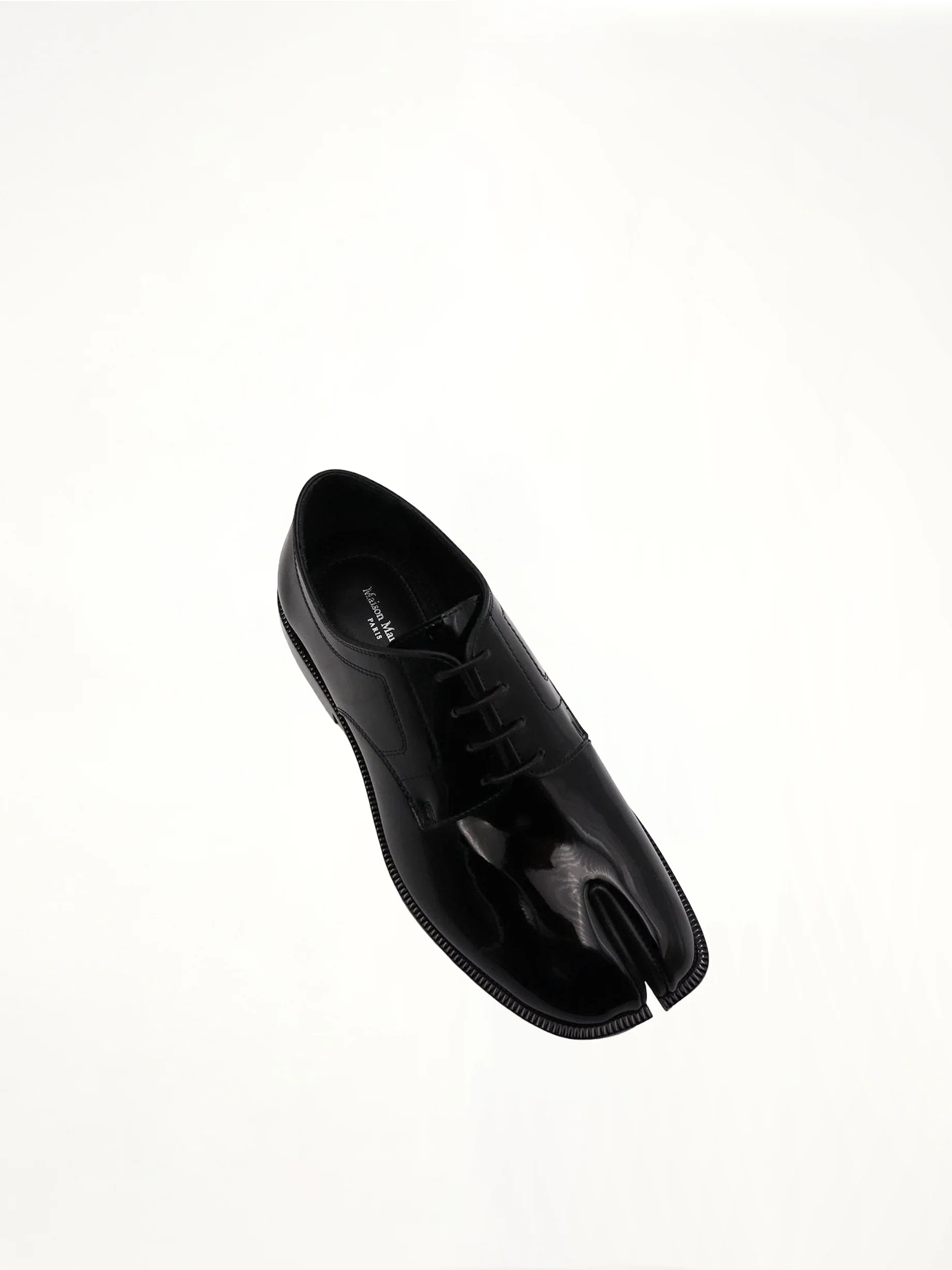 Tabi Lace-ups Shoes in Shine Black - Image 4