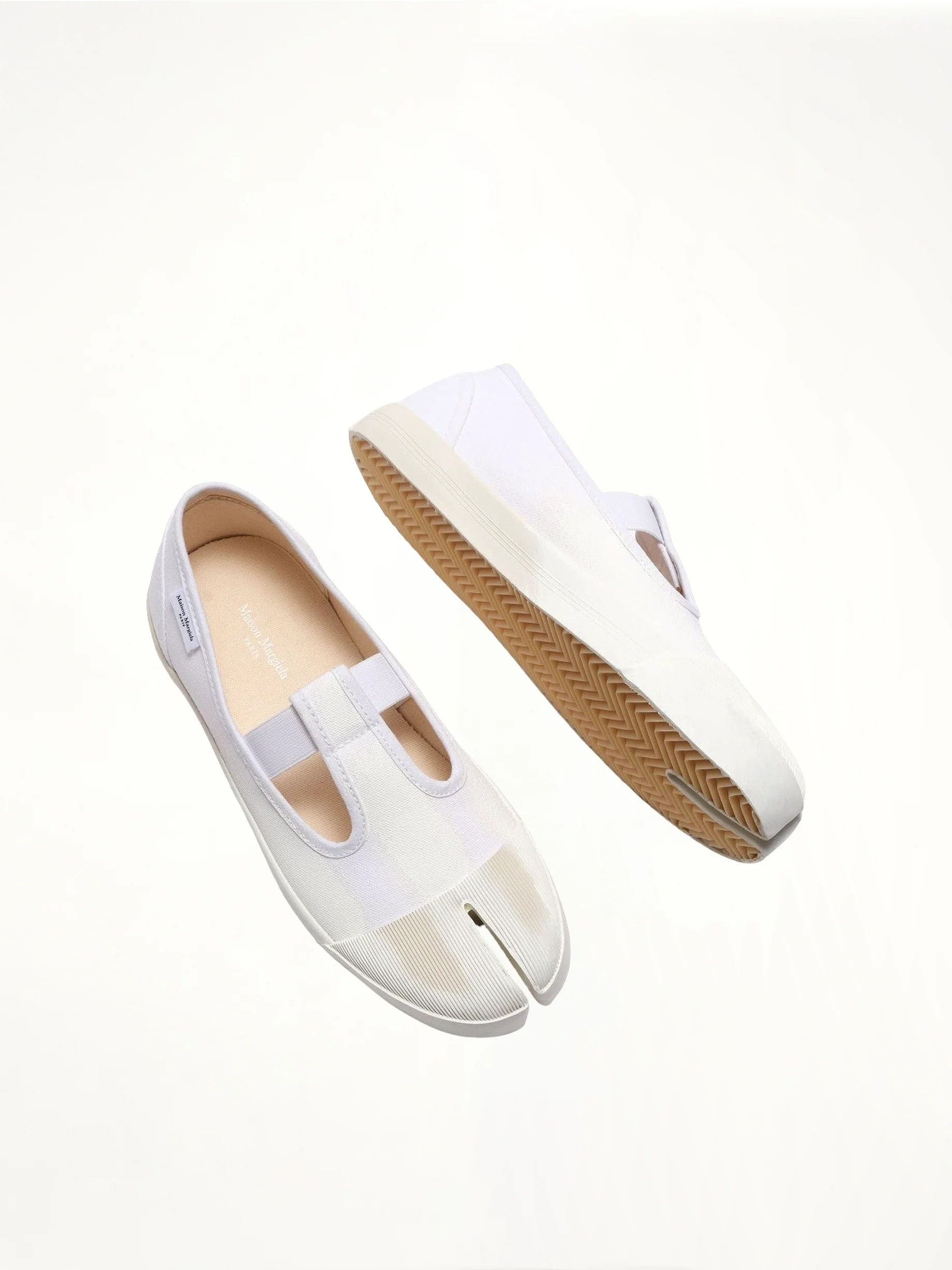 Tabi Toe Sneakers in White/White - Image 4
