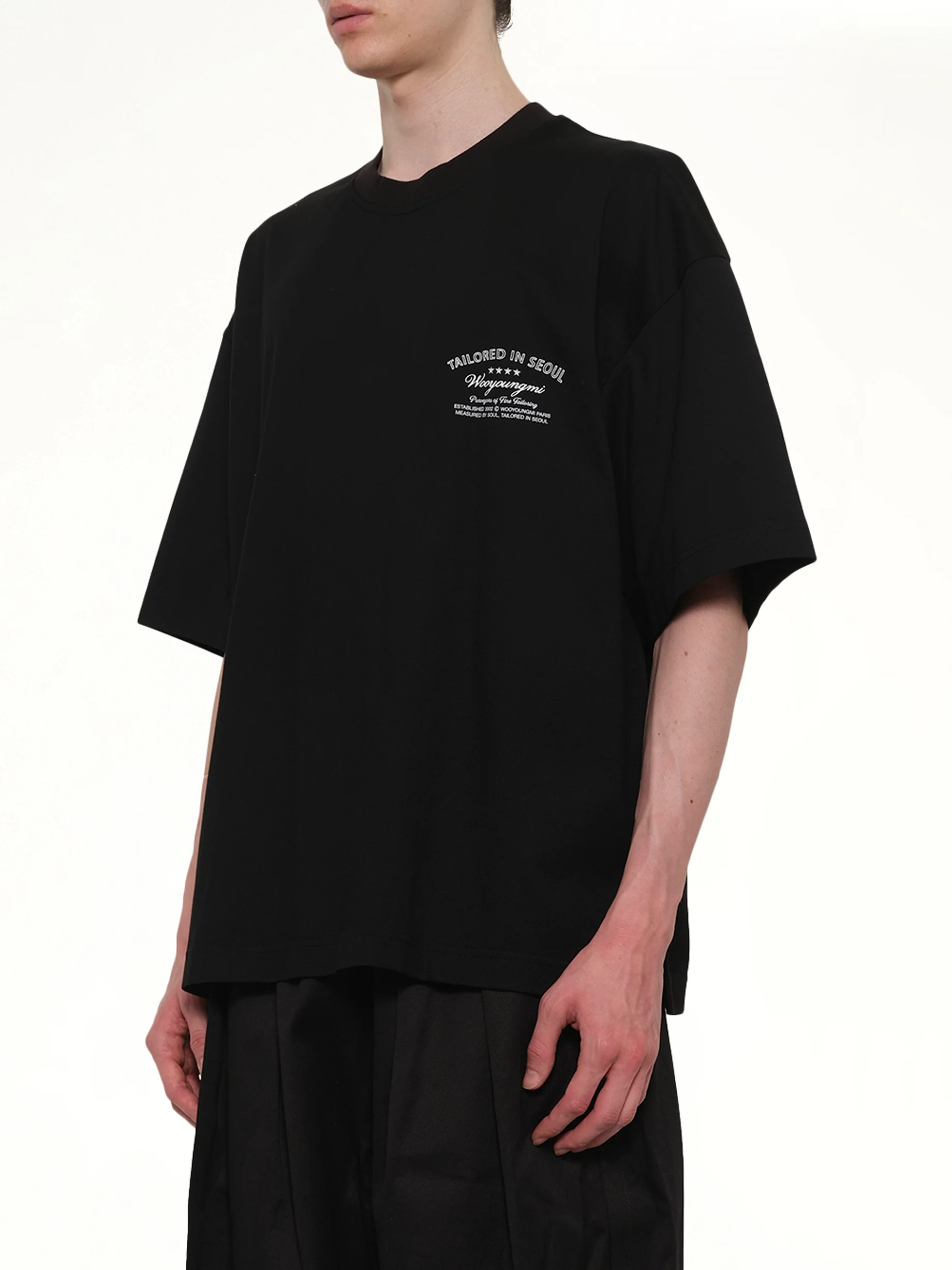 Tailored in Seoul T-Shirt in Black - Image 3
