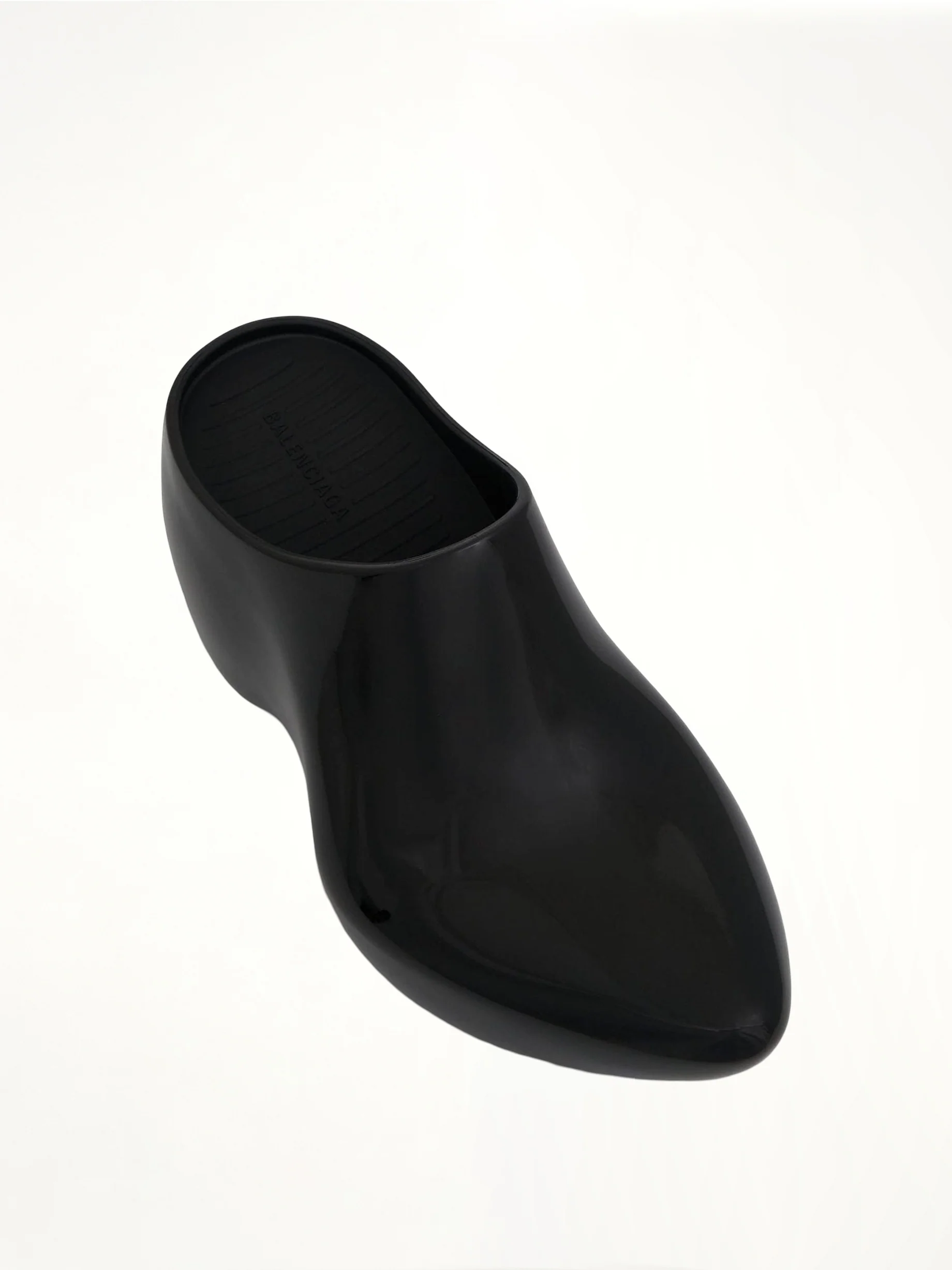 Technoclog Shinny Mule in Black - Image 4