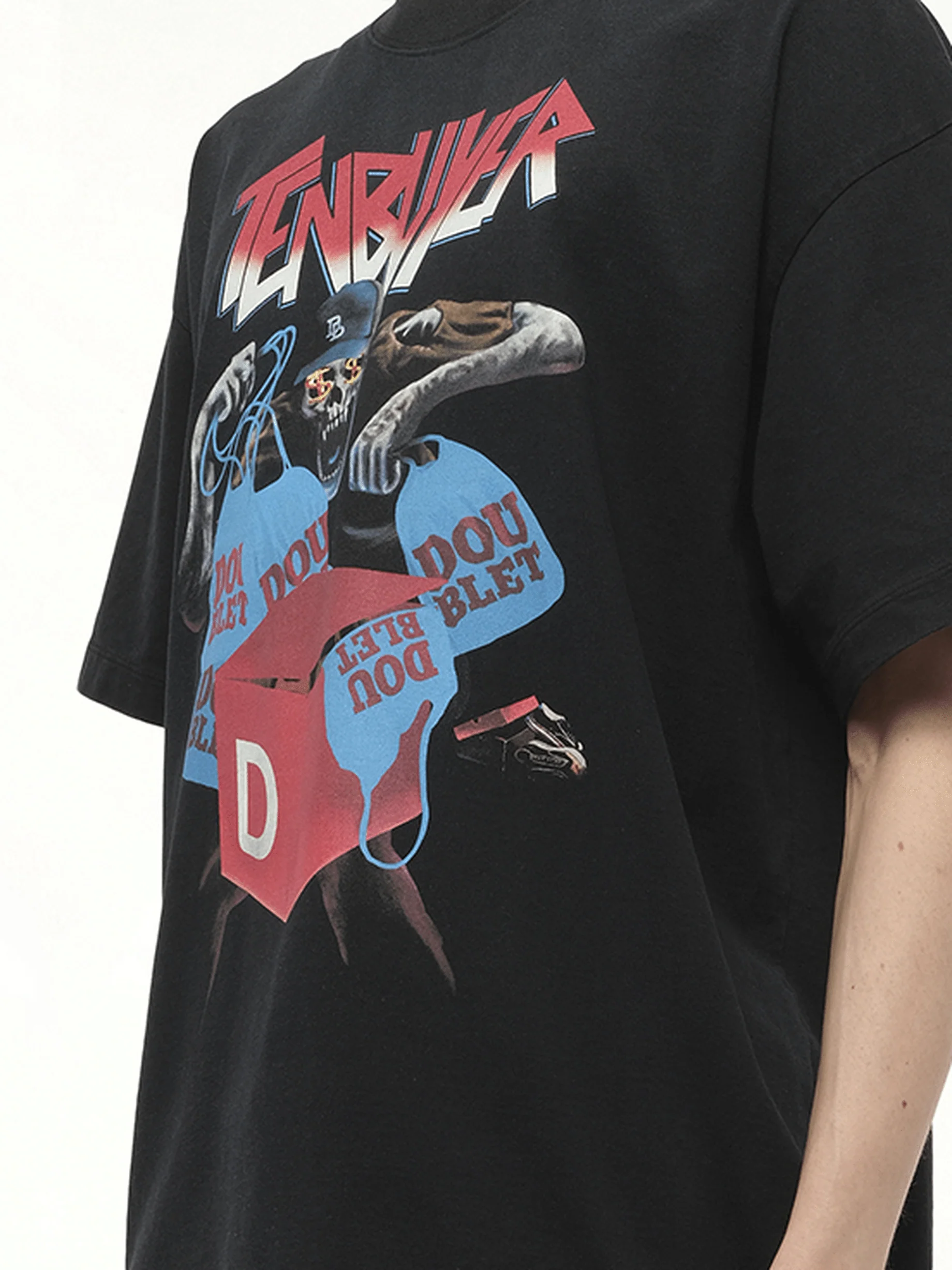 Tenbuyer T-Shirt in Black - Image 3