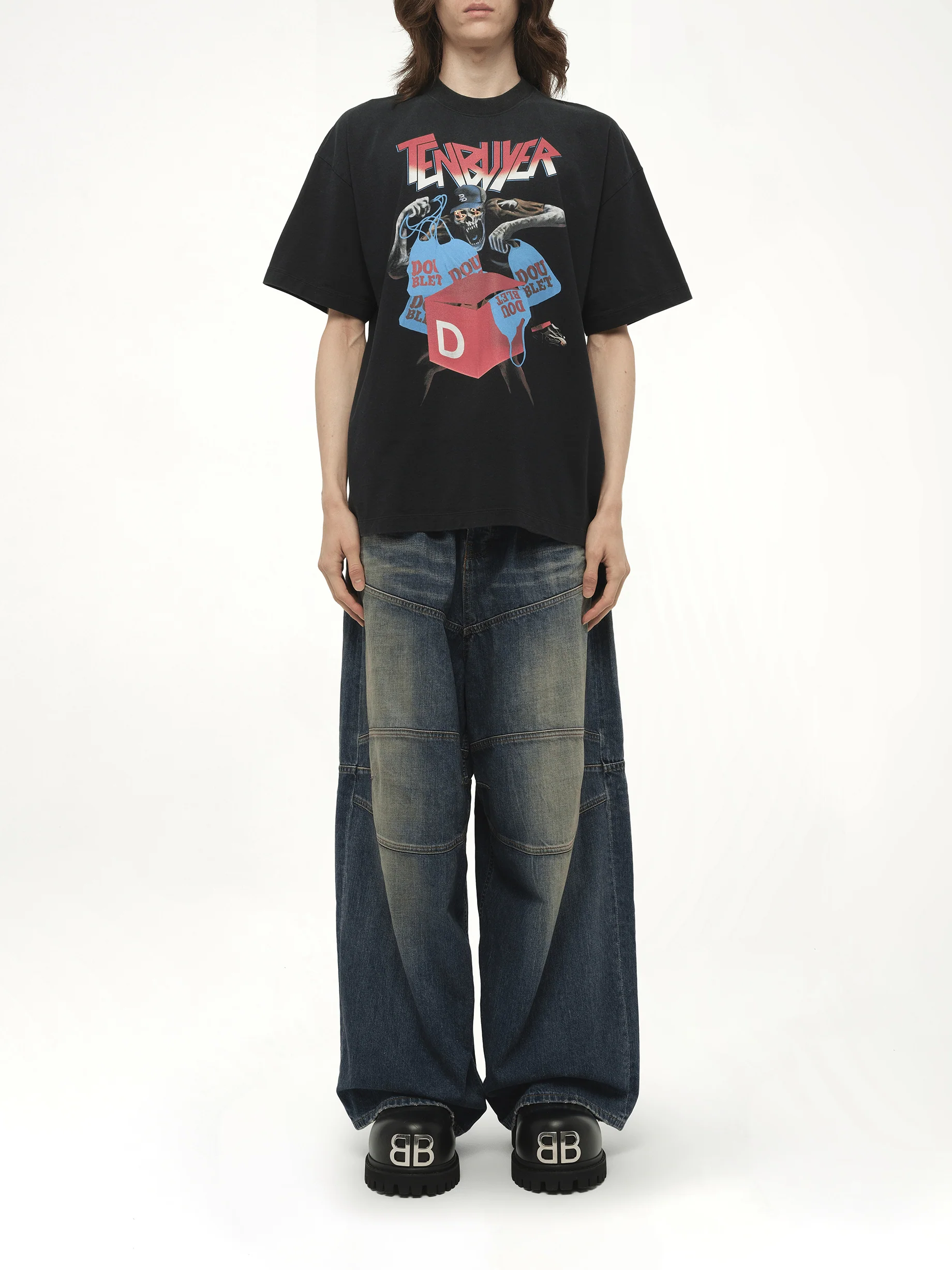 Tenbuyer T-Shirt in Black - Image 7