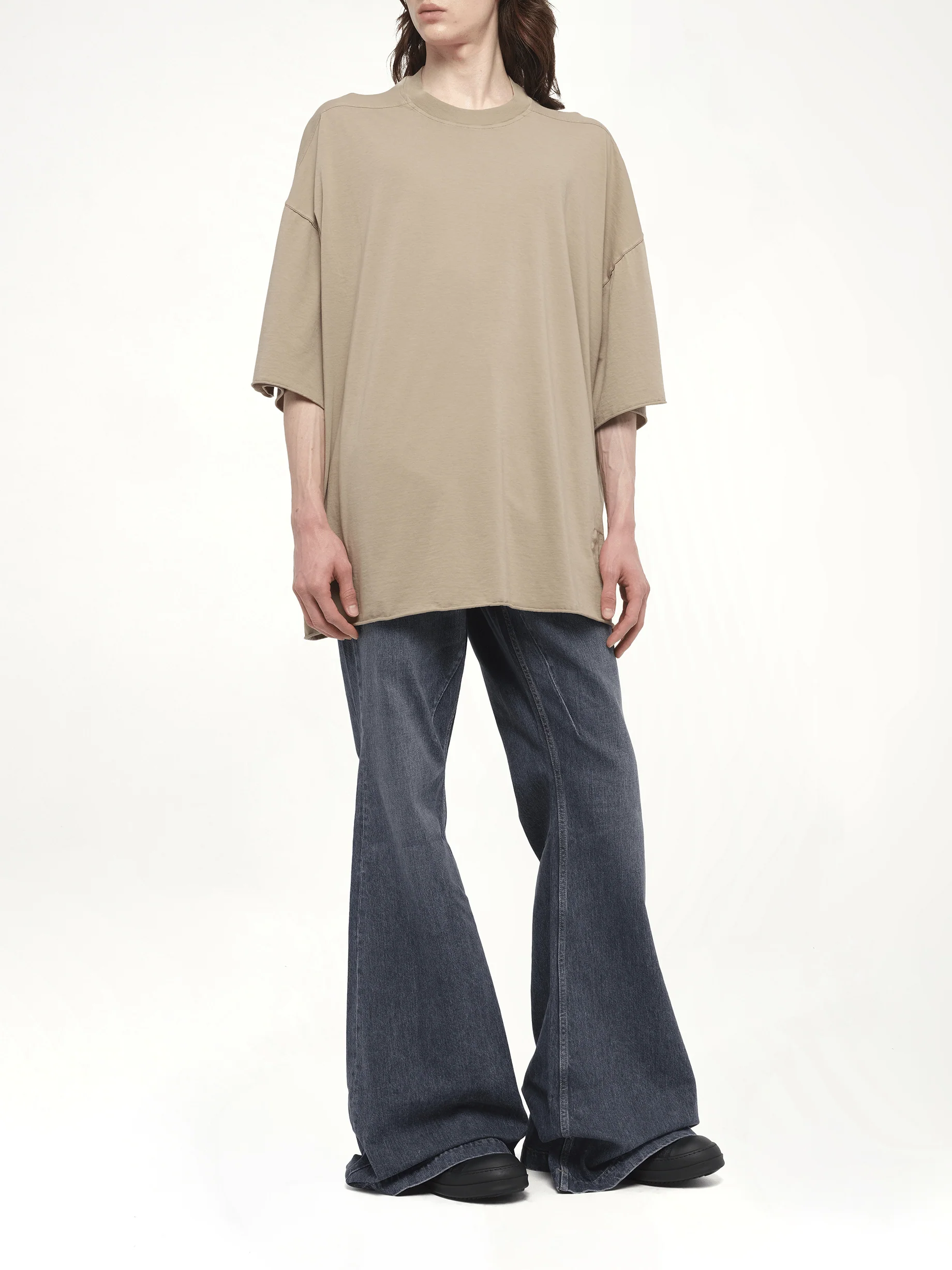 Tommy T in Dirty Pearl - Image 4