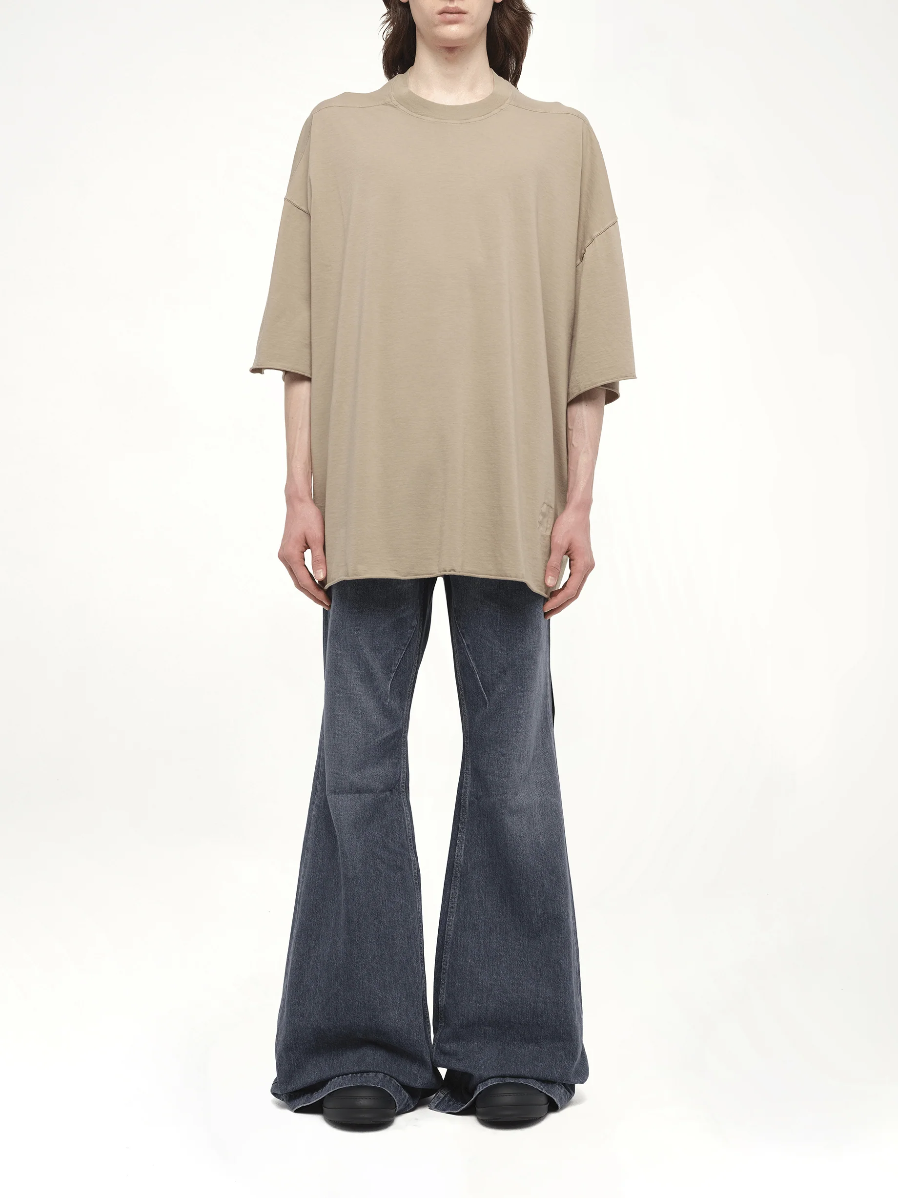 Tommy T in Dirty Pearl - Image 7