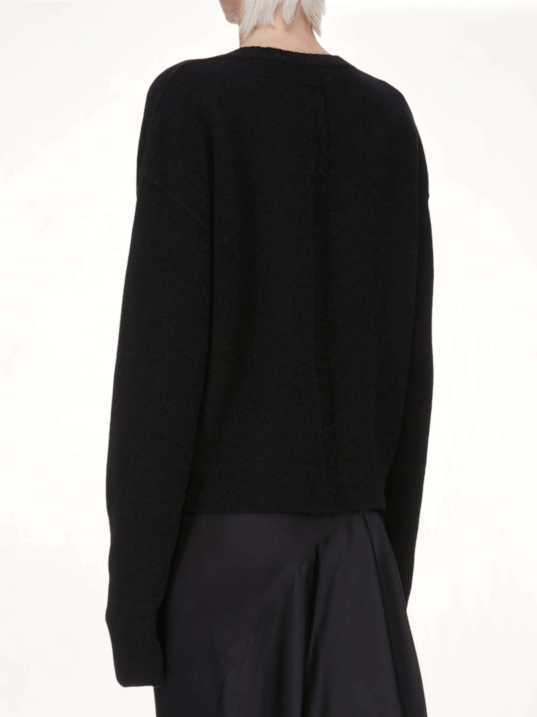 Tommy V Neck Sweater in Black - Image 6