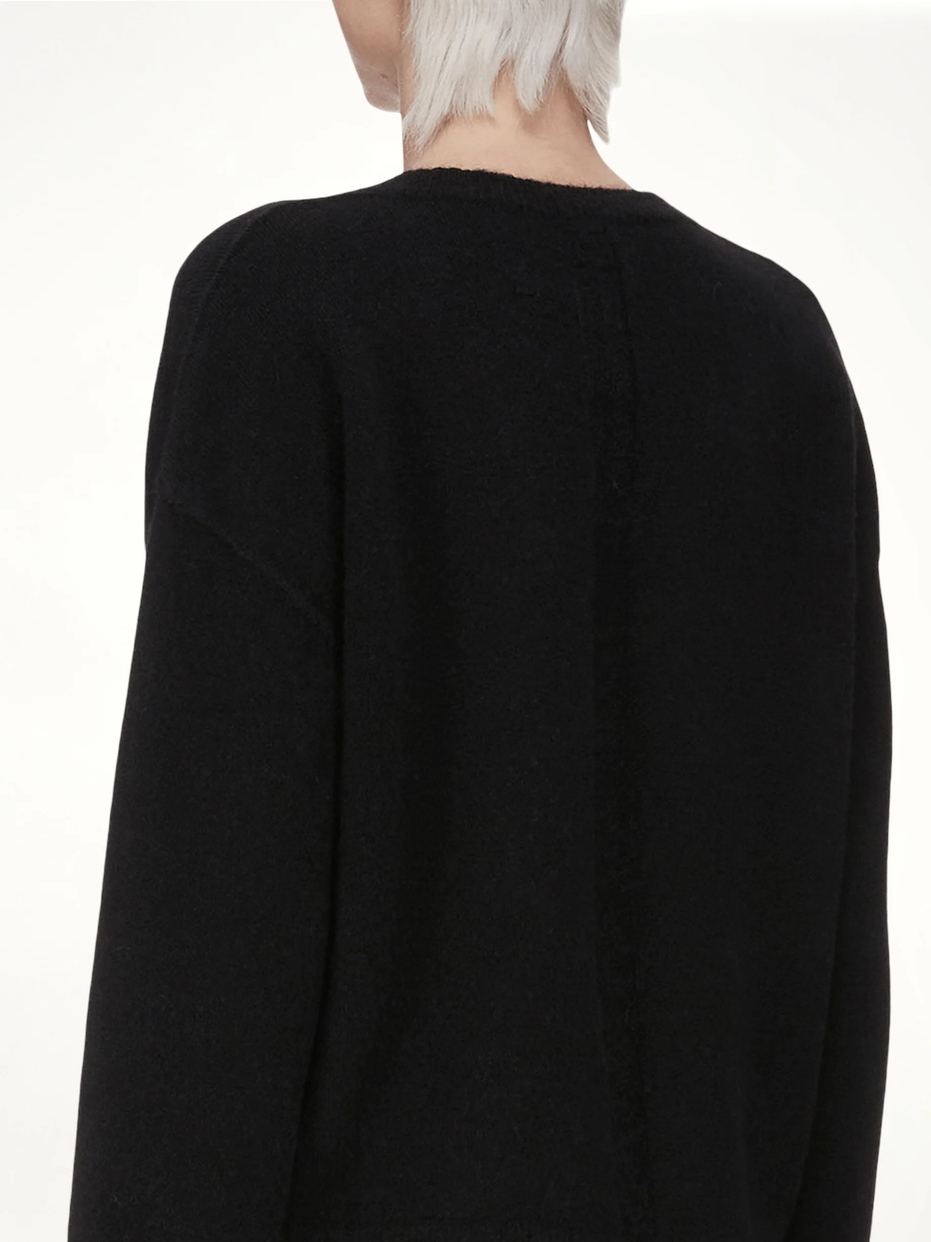 Tommy V Neck Sweater in Black - Image 7