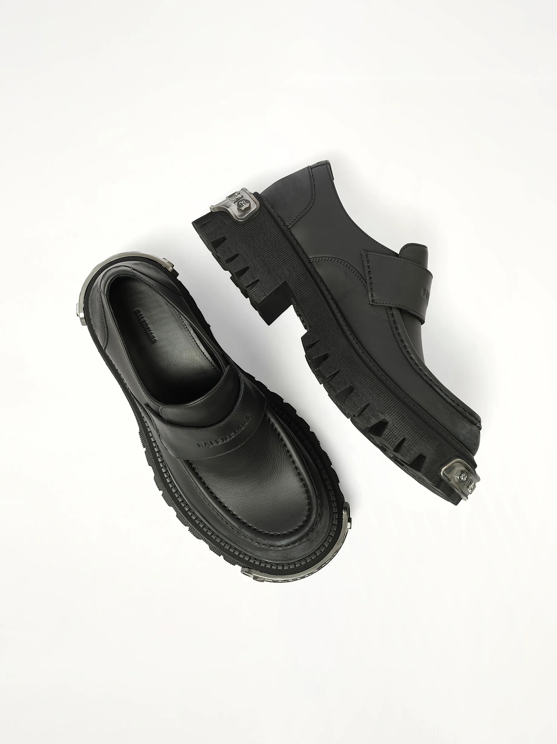 Tractor Loafer L20 in Black/Silver - Image 4
