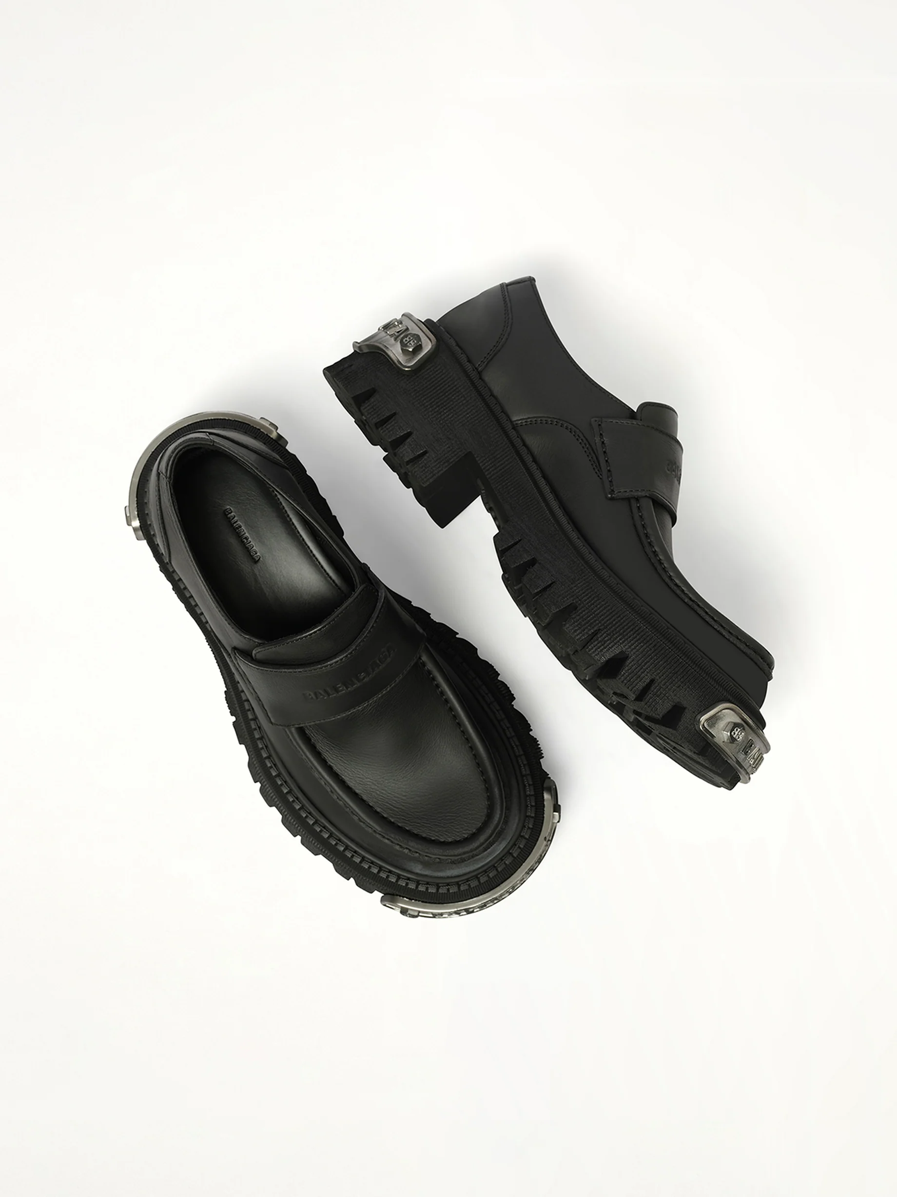 Tractor Loafer L20 in Black/Silver - Image 4