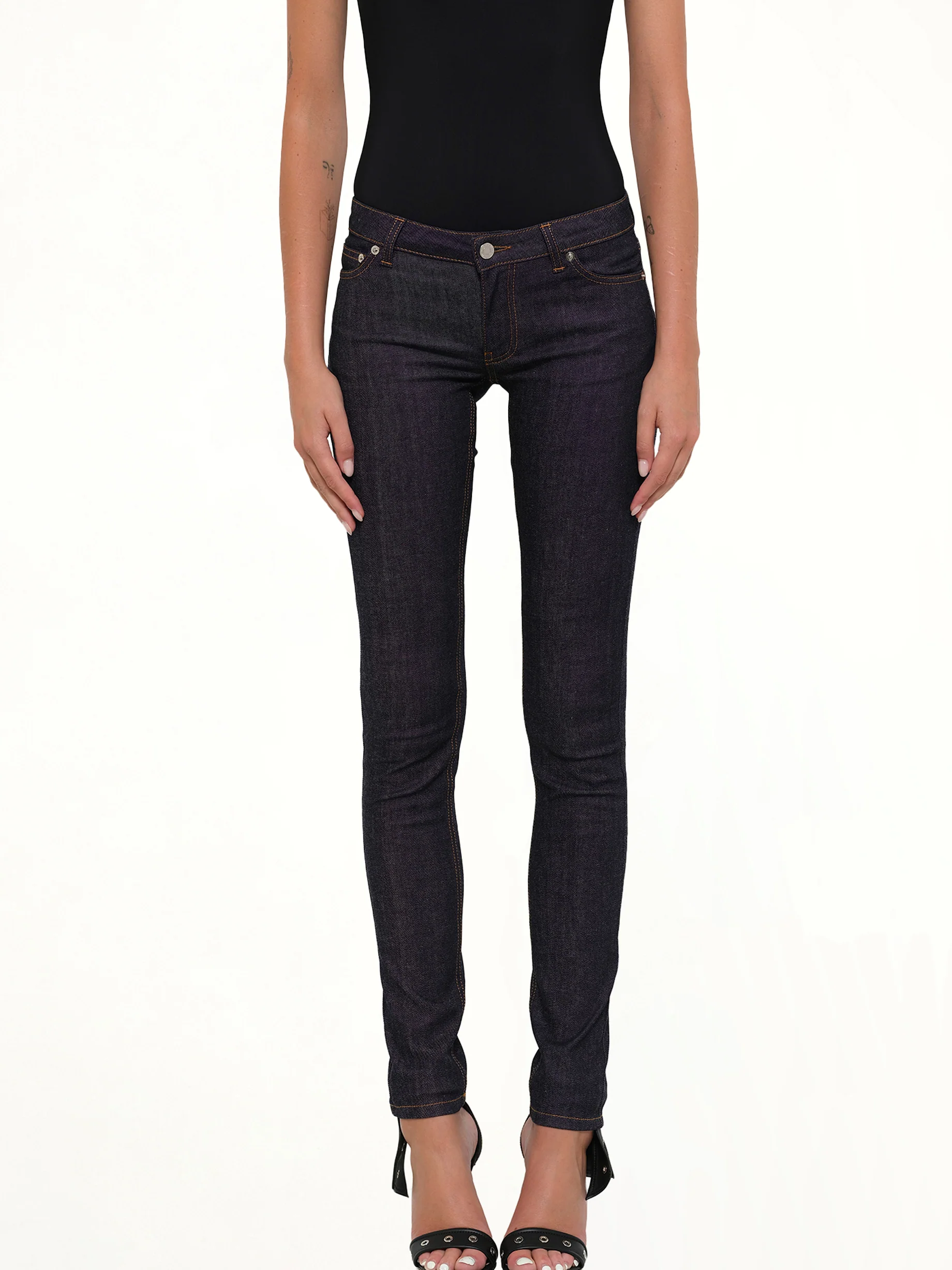Trousers in Black