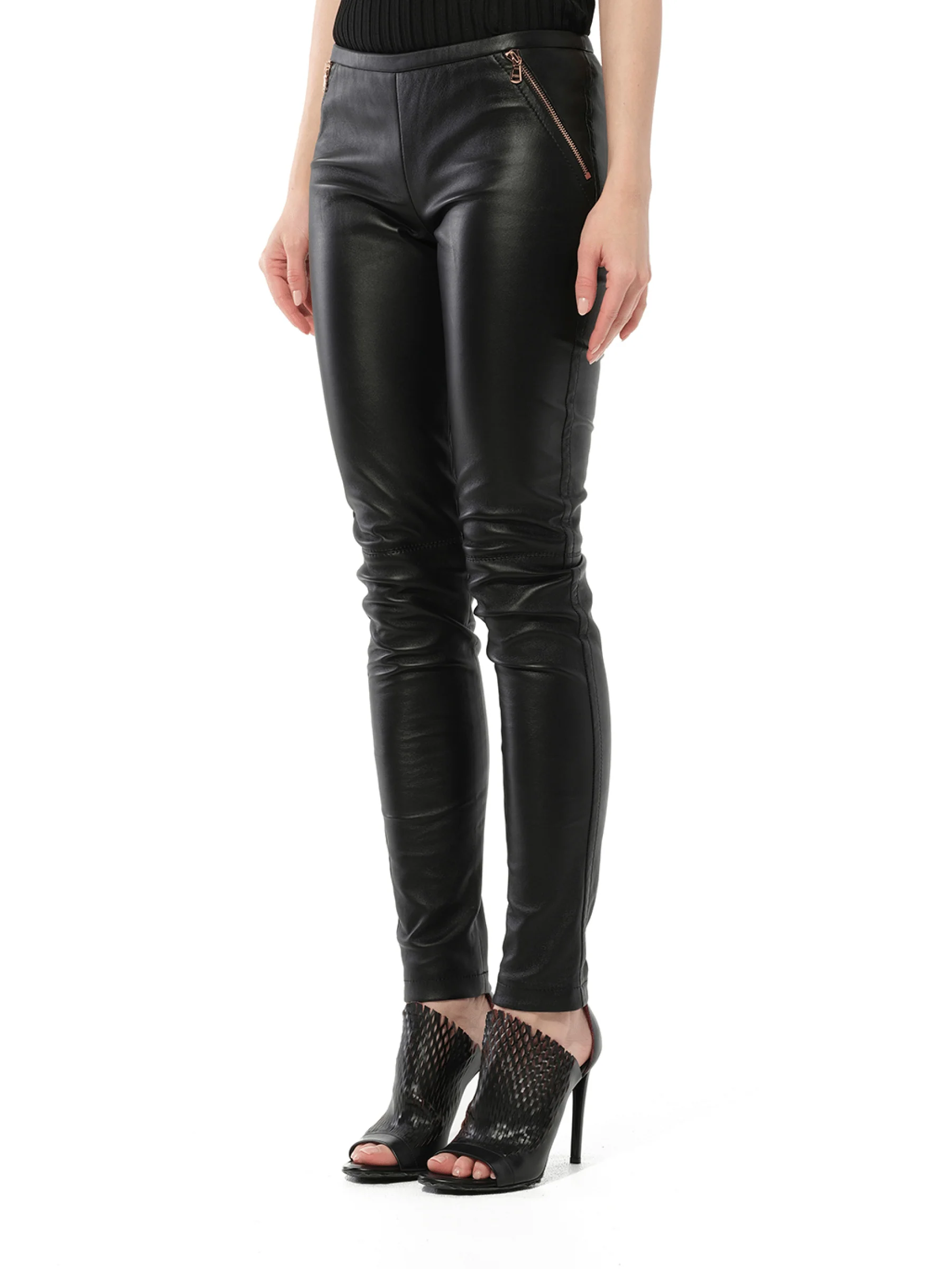 Trousers in Black - Image 5