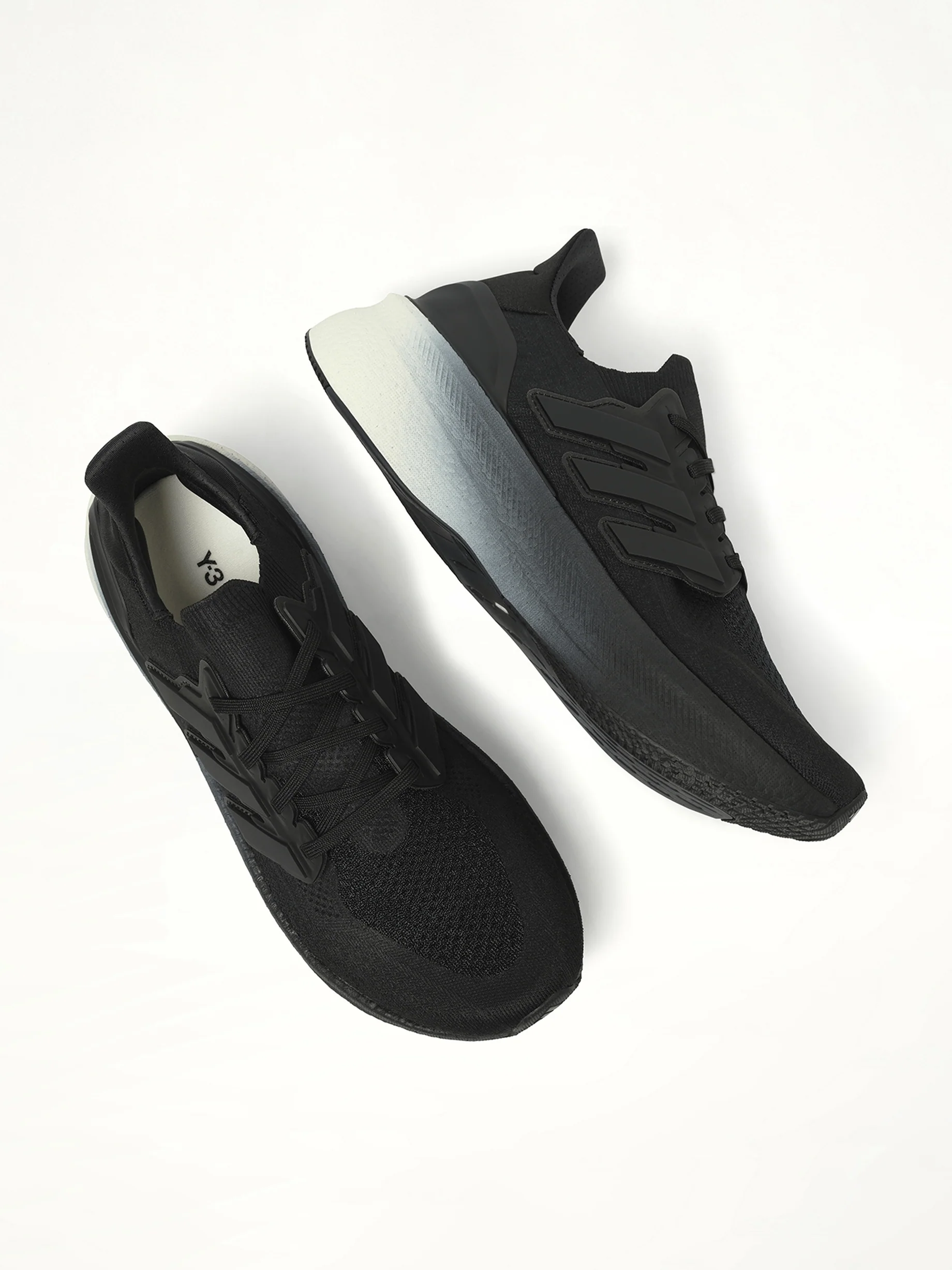 Ultraboost Light 5 in Black - Image 4