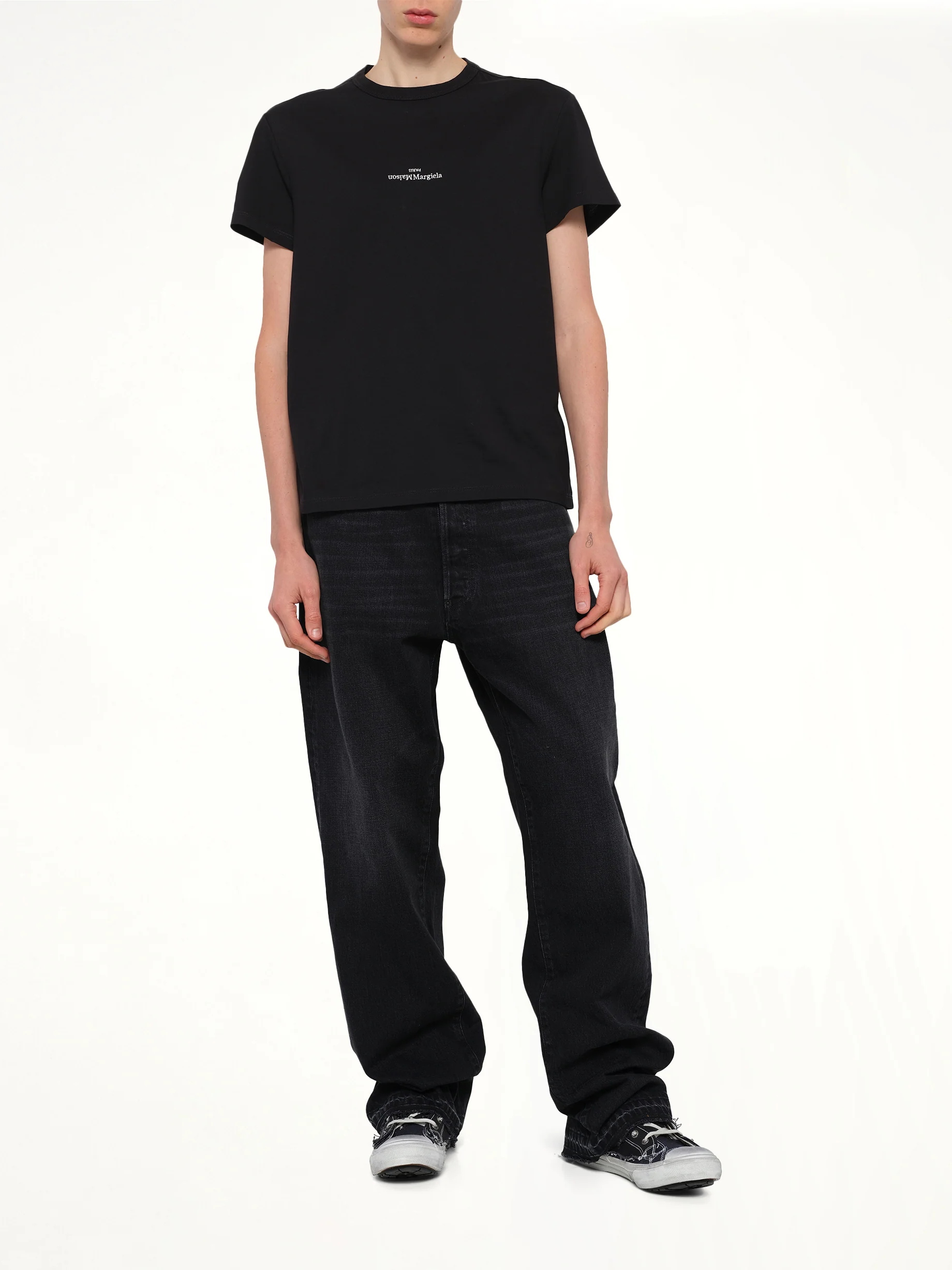 Upside Down Logo T-Shirt in Black - Image 4