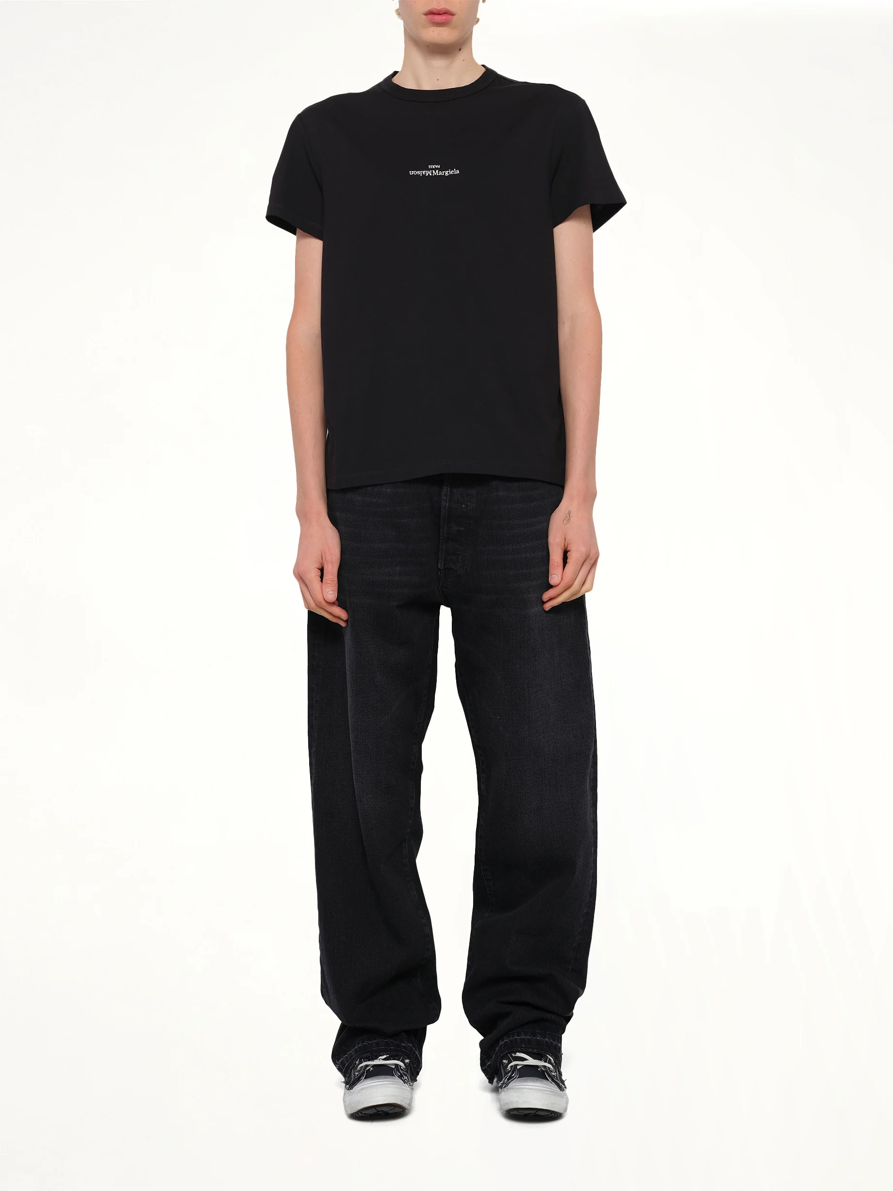 Upside Down Logo T-Shirt in Black - Image 7