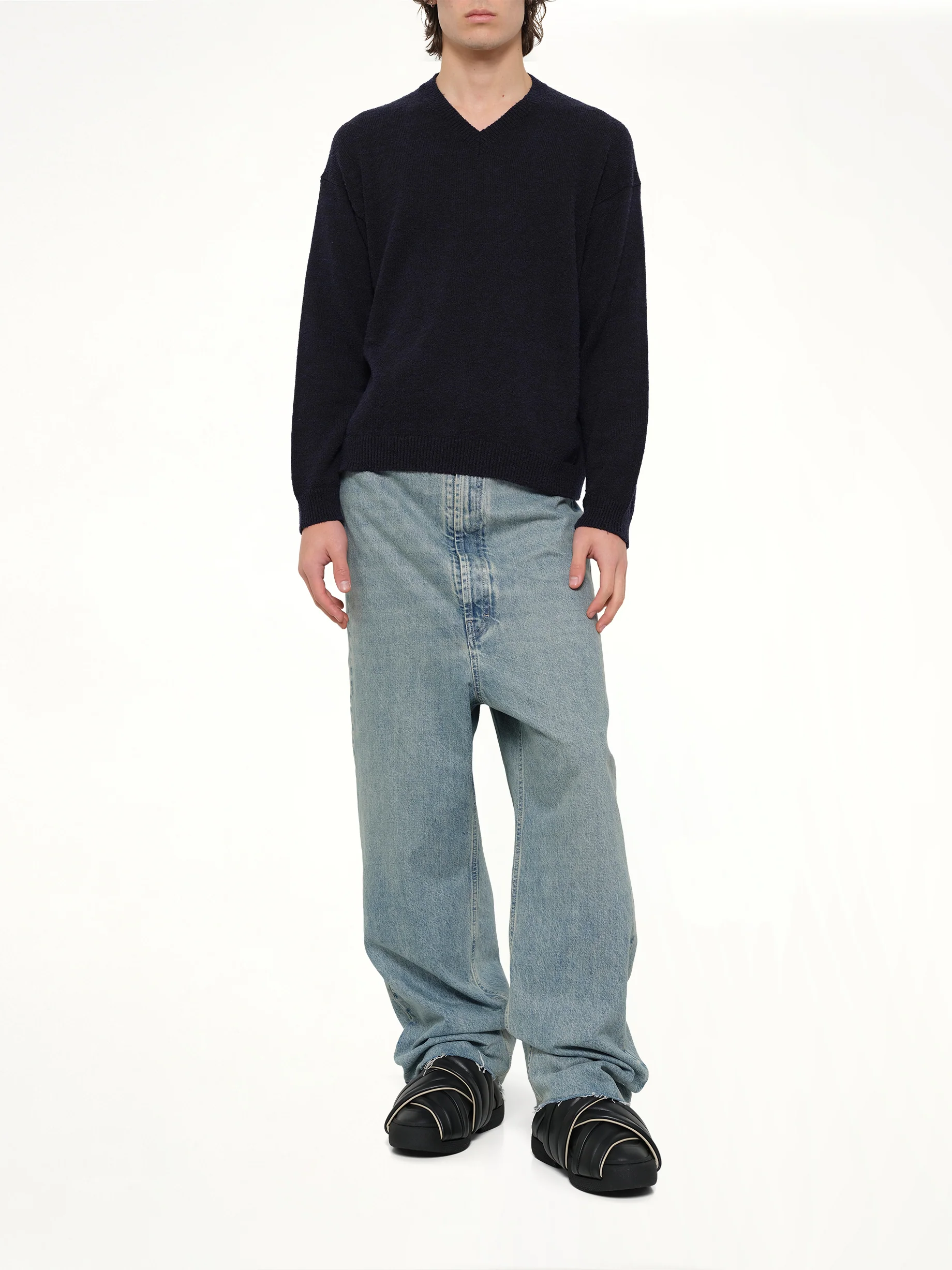 V Neck Cardigan in Blu/Black - Image 4