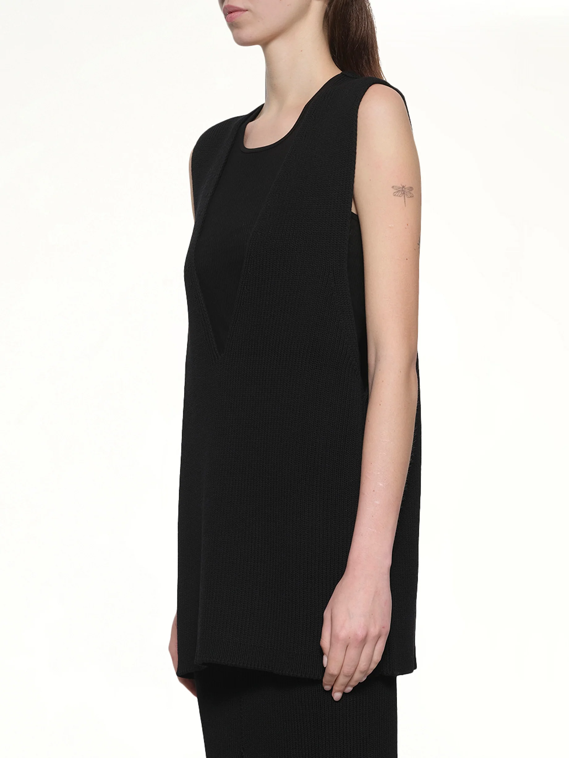 V Neck Top in Black - Image 3