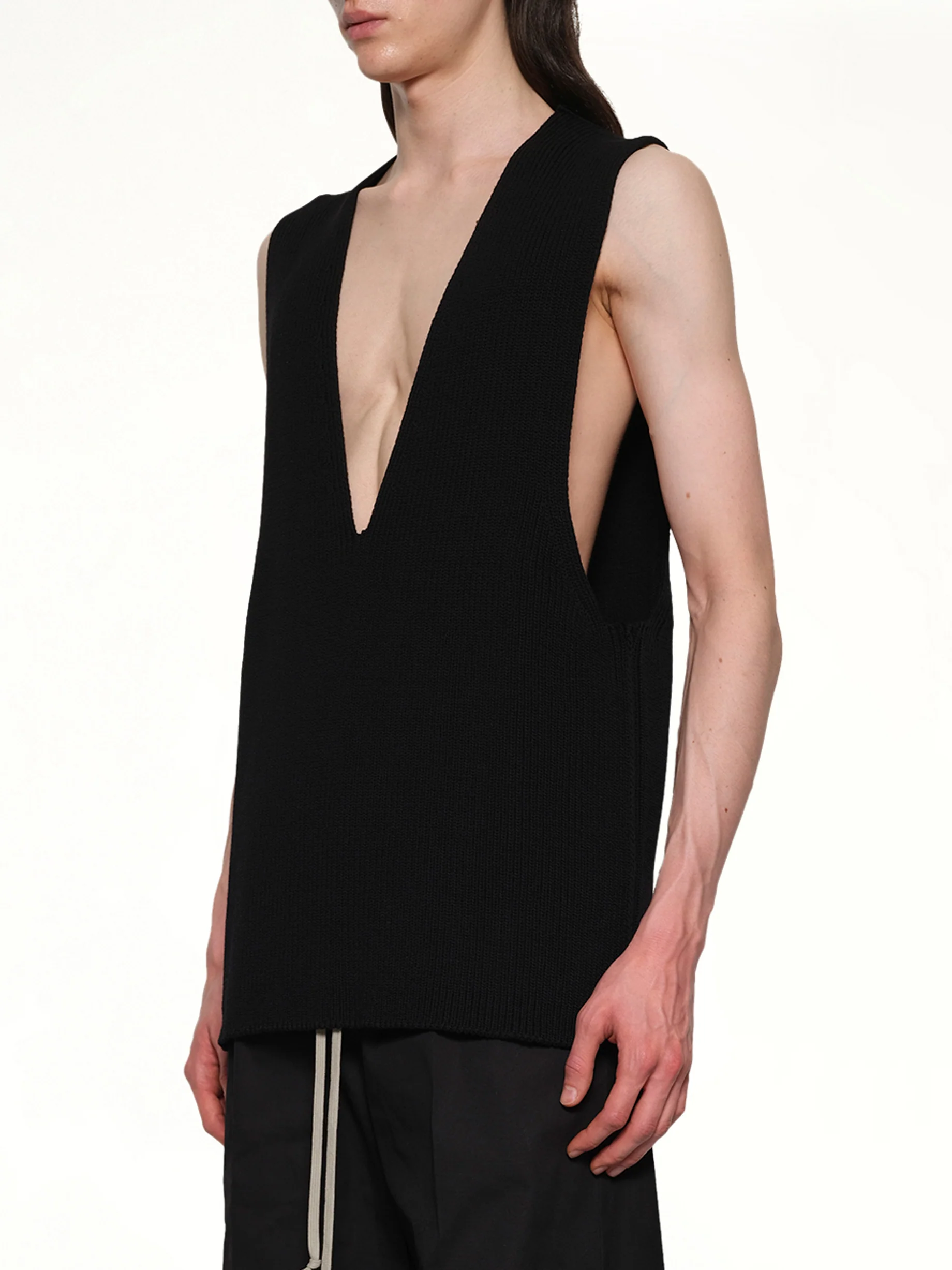 V Tank Top in Black - Image 3