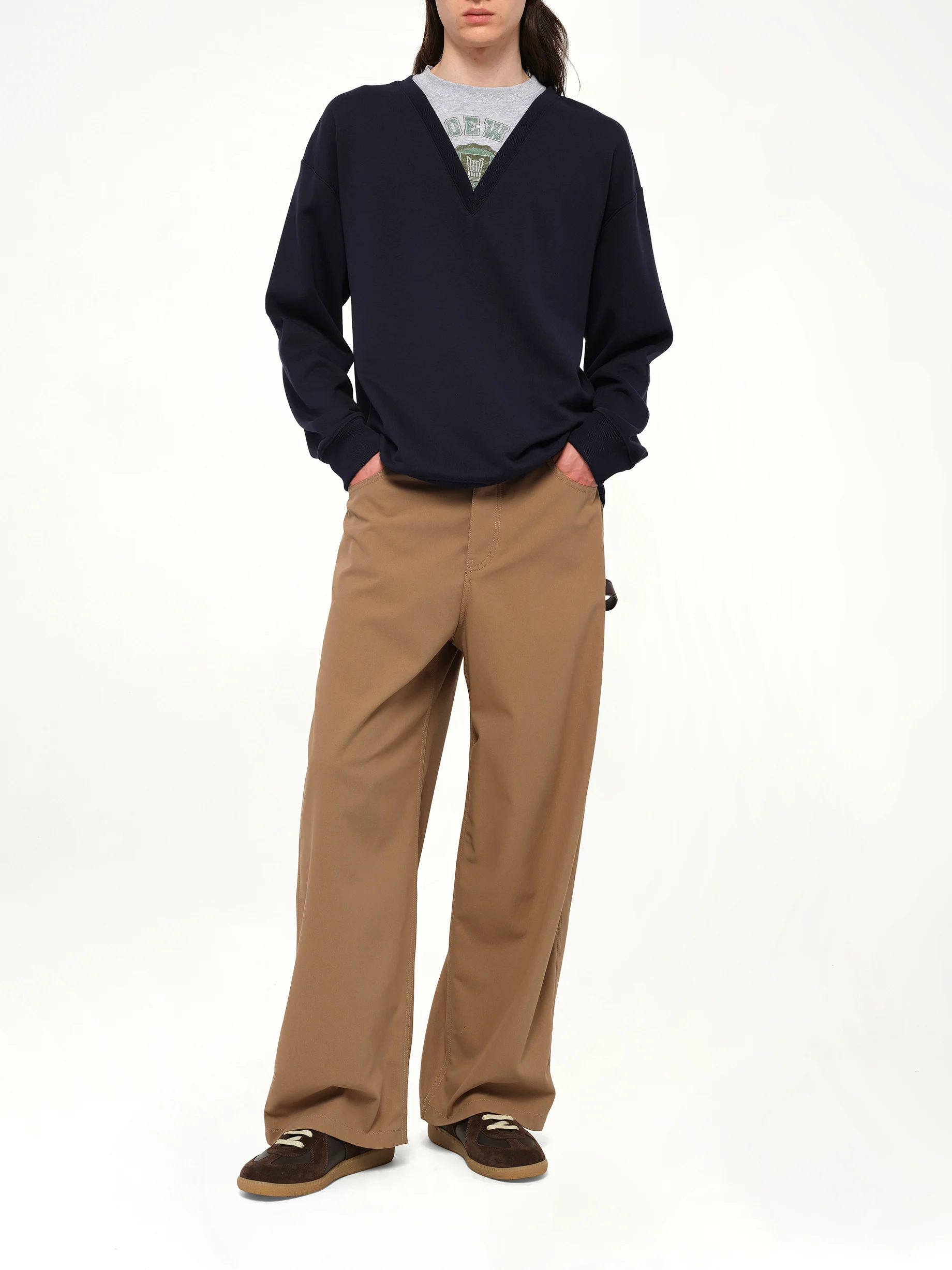 Varsity V-Neck Sweatshirt in Dark Navy Blue - Image 4
