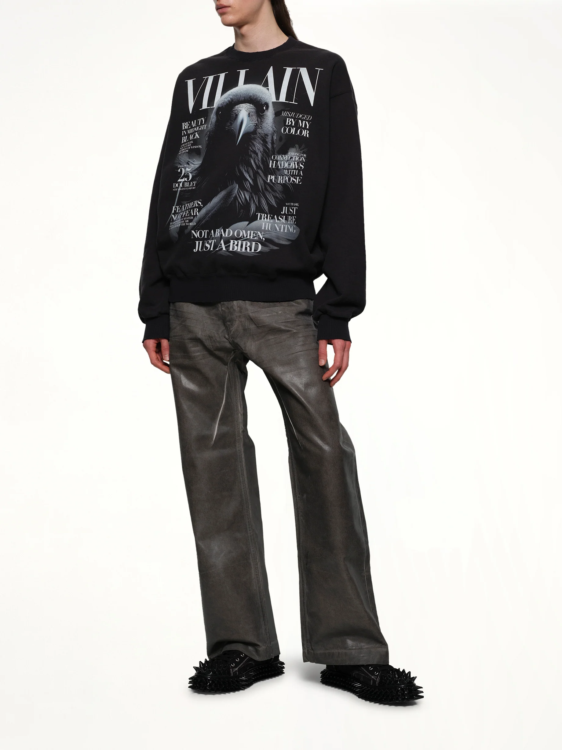 Villain Cover Print Sweat Shirt in Black - Image 4