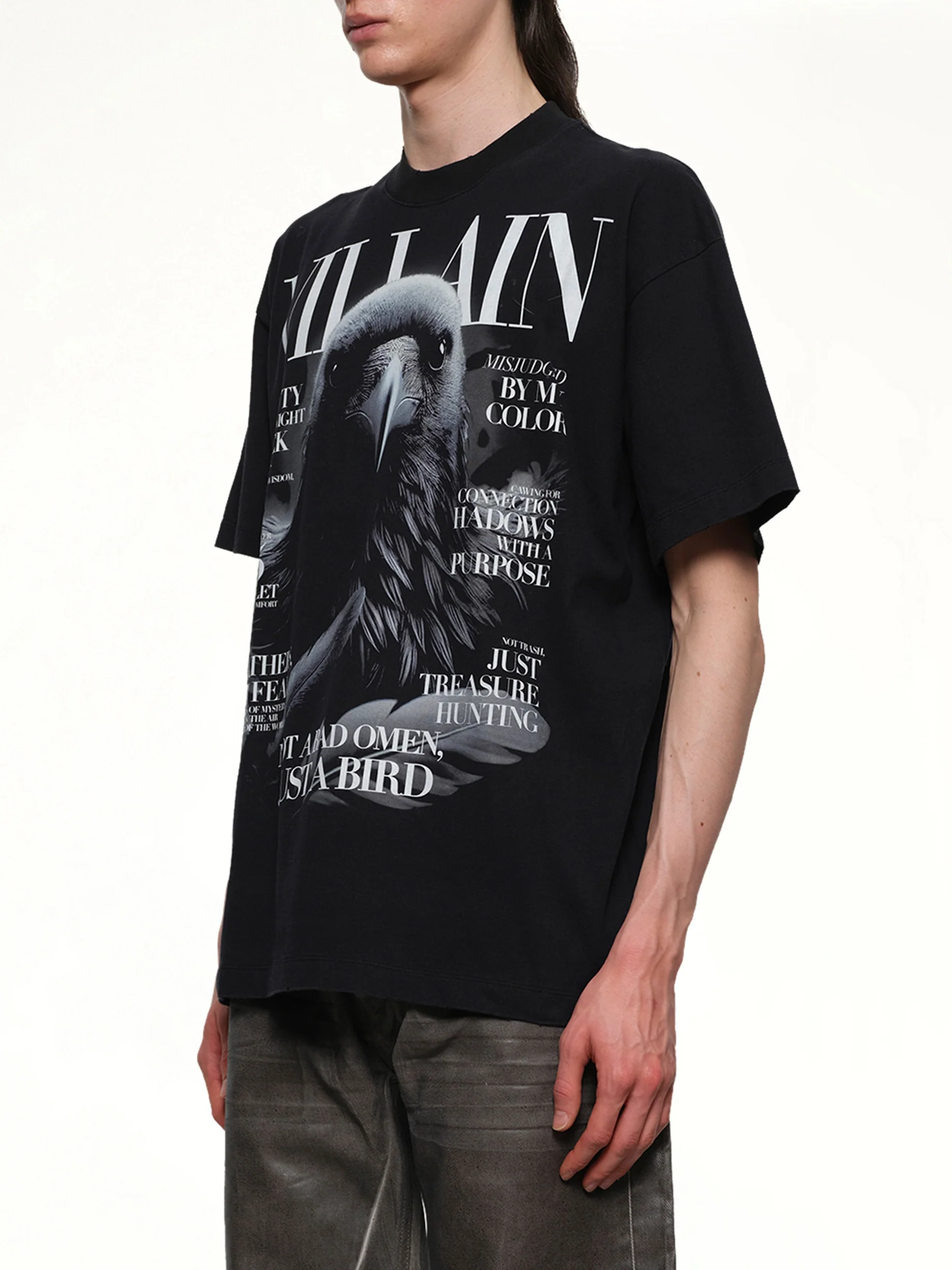 Villain Cover Print T-Shirt in Black - Image 3