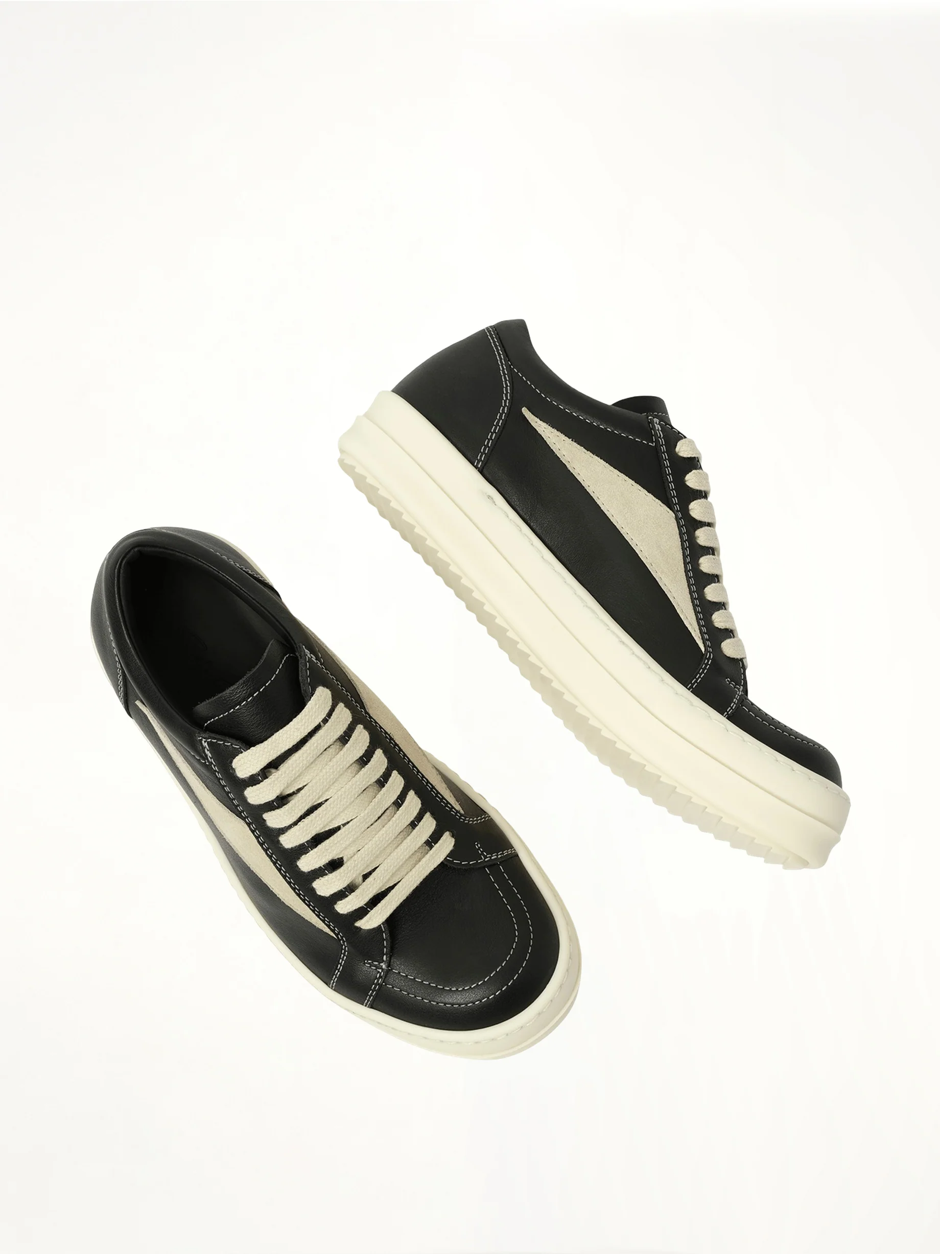 Vintage Sneaks in Black/Milk - Image 4