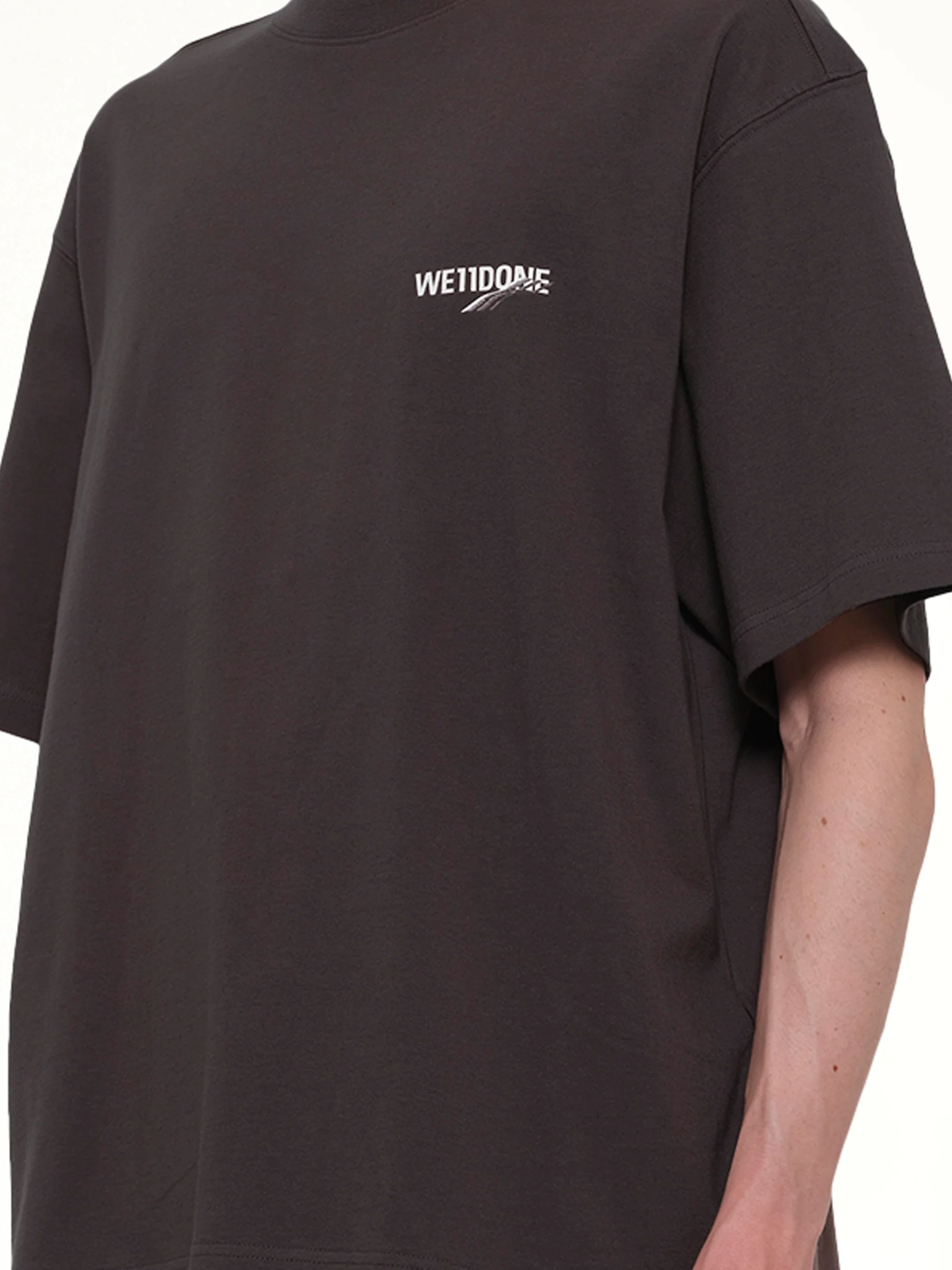 Wave Logo Short Sleeve T-Shirt in Charcoal - Image 6