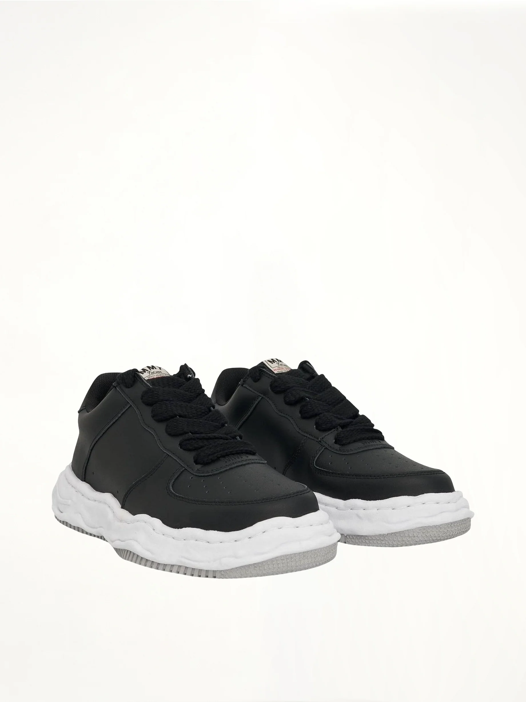 Wayne OG Sneaker in Black/White - Image 2