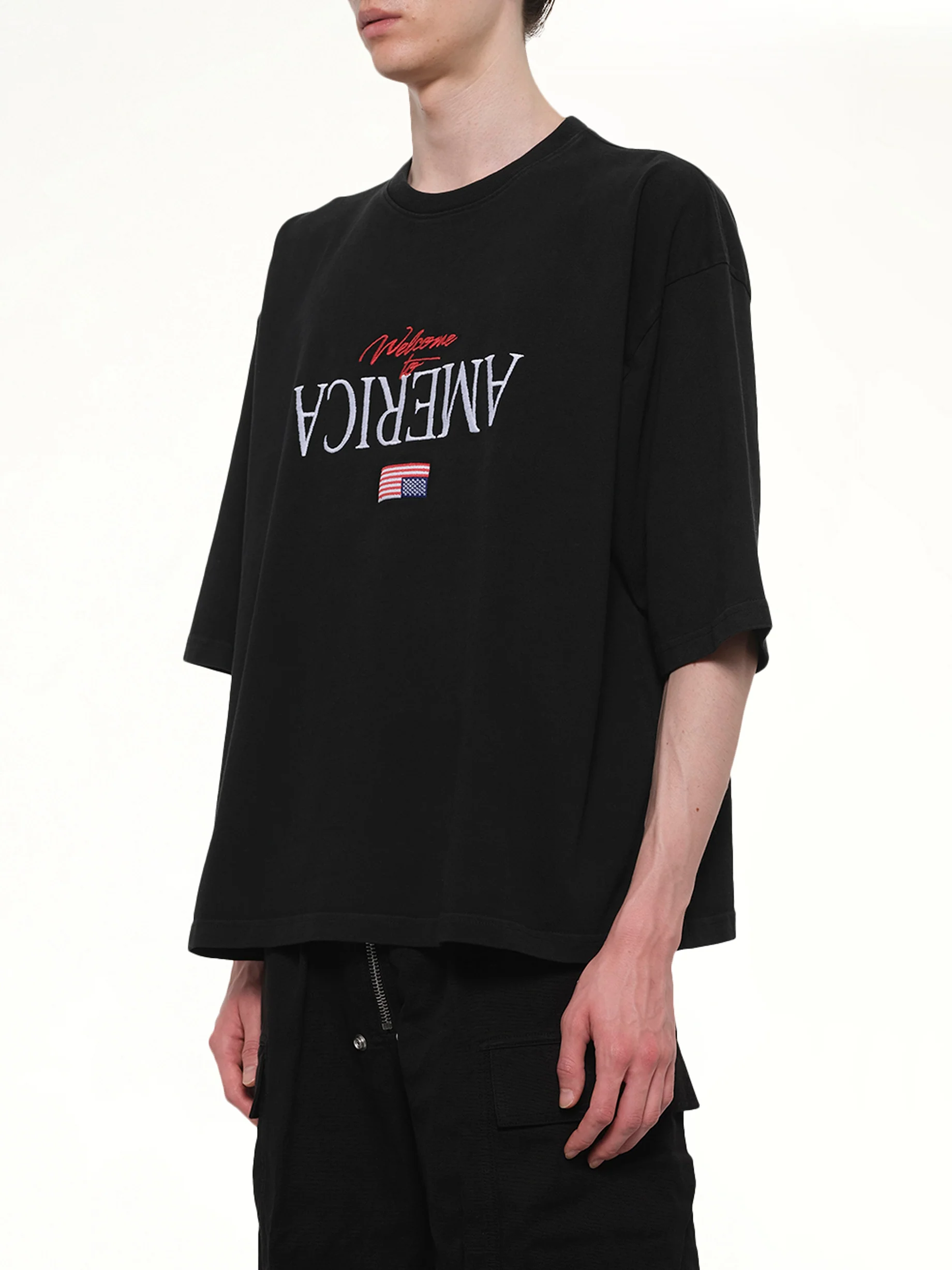 Welcome To America Buffalo T-Shirt in Black - Image 3