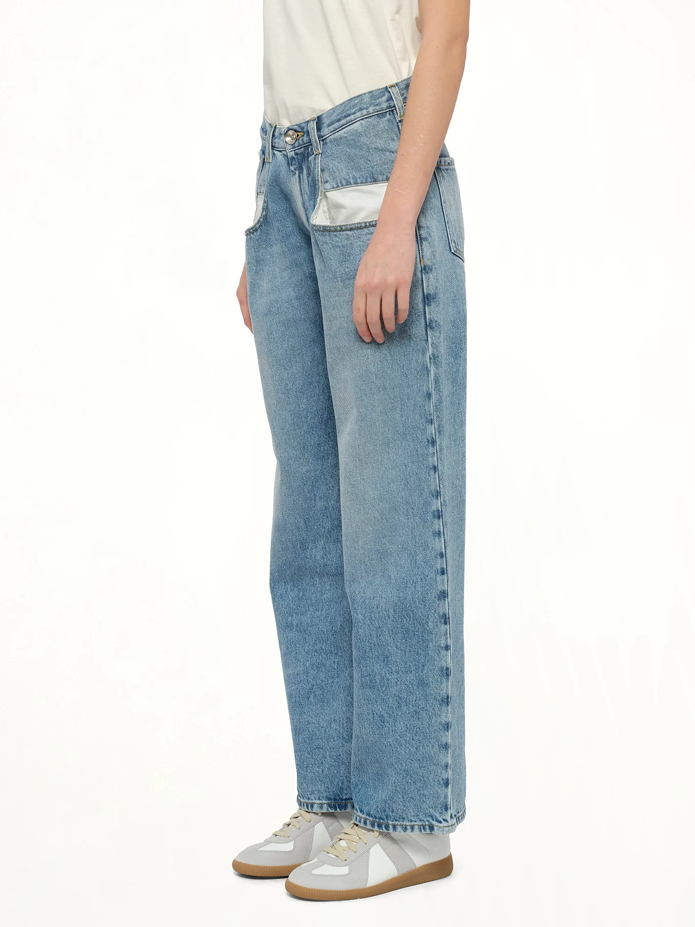 Straight Jeans with Contrasted Pockets - Image 3