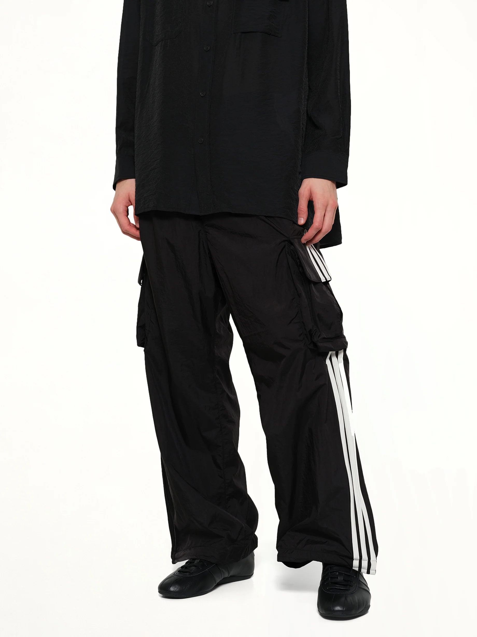 Wire 3S Cargo Pants in Black - Image 6