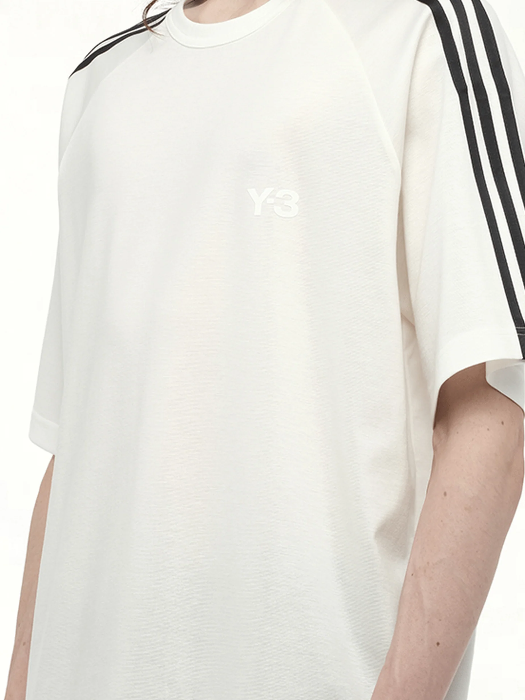 Wire Stripe Short Sleeve T-Shirt in White - Image 3
