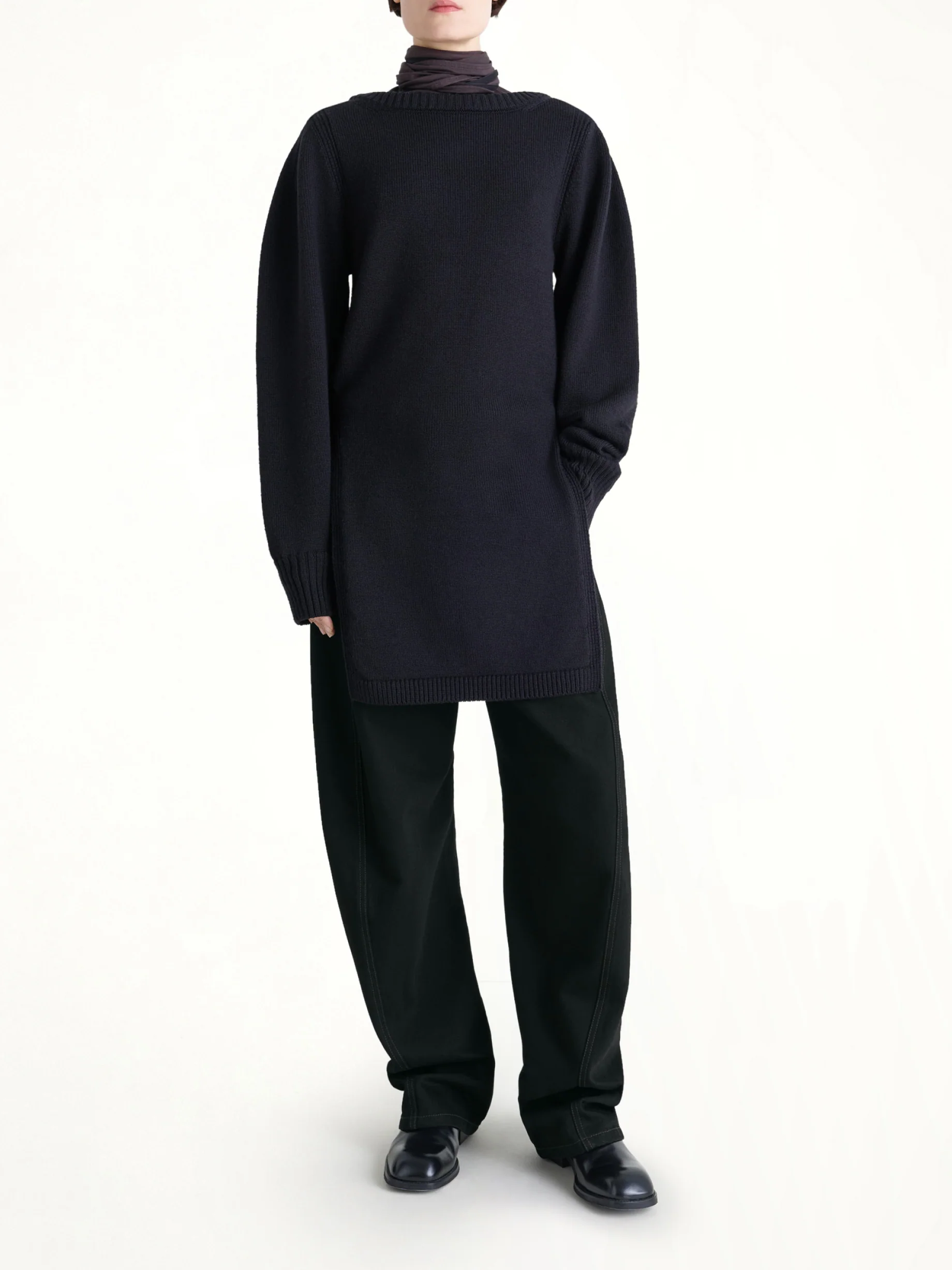 Twisted Belted Pants In Black - Image 4