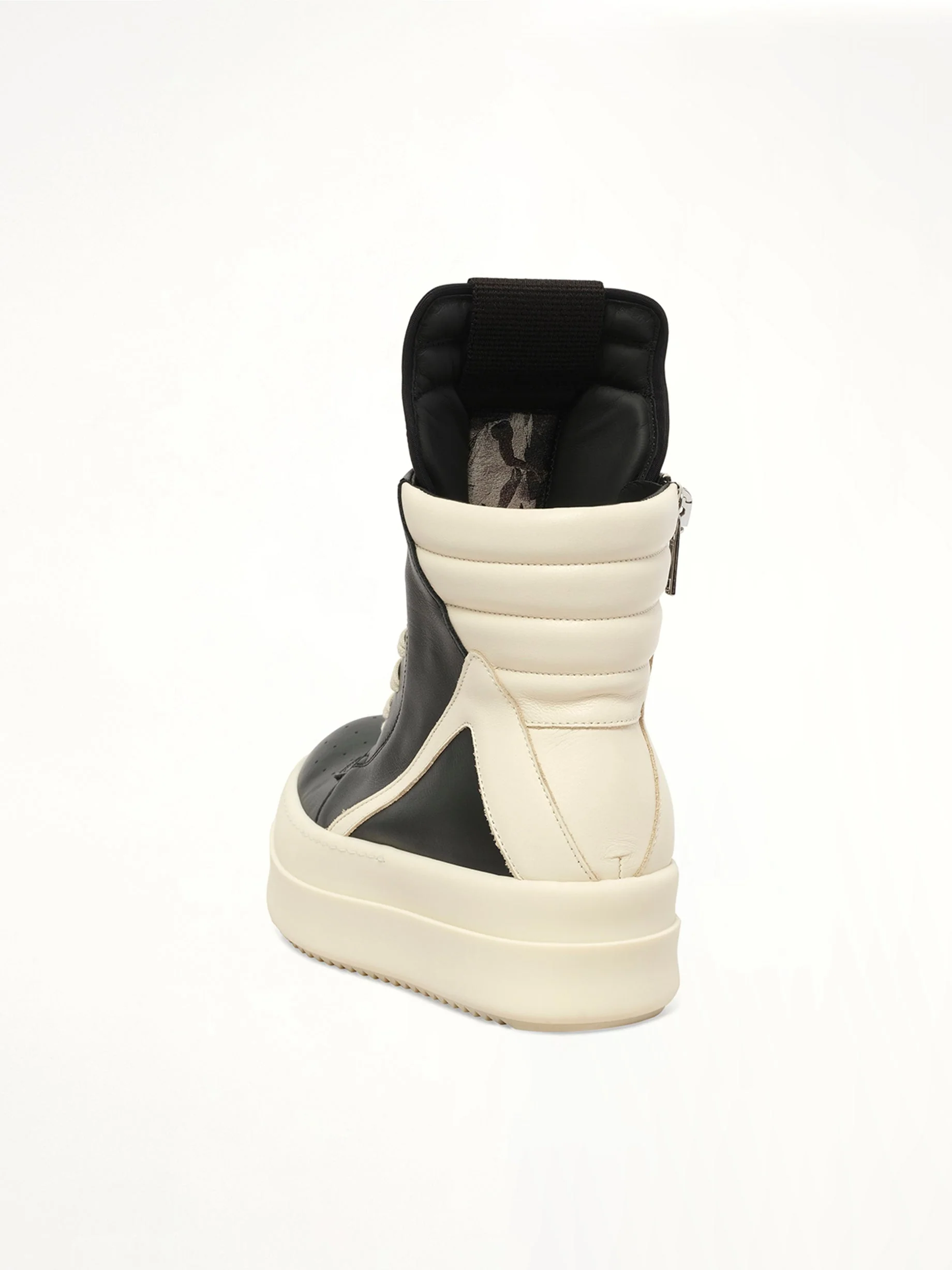 Mega Bumper Geobasket in Black/Milk - Image 3