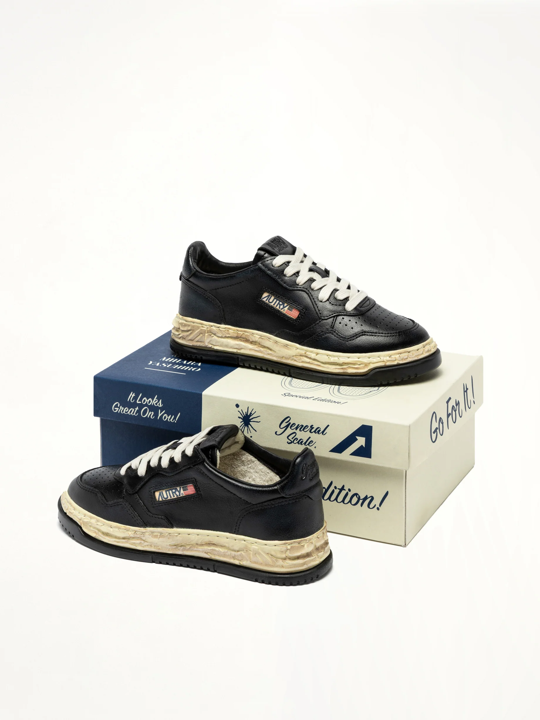 MMY Super Vintage Low Sneaker in Black - Image 4