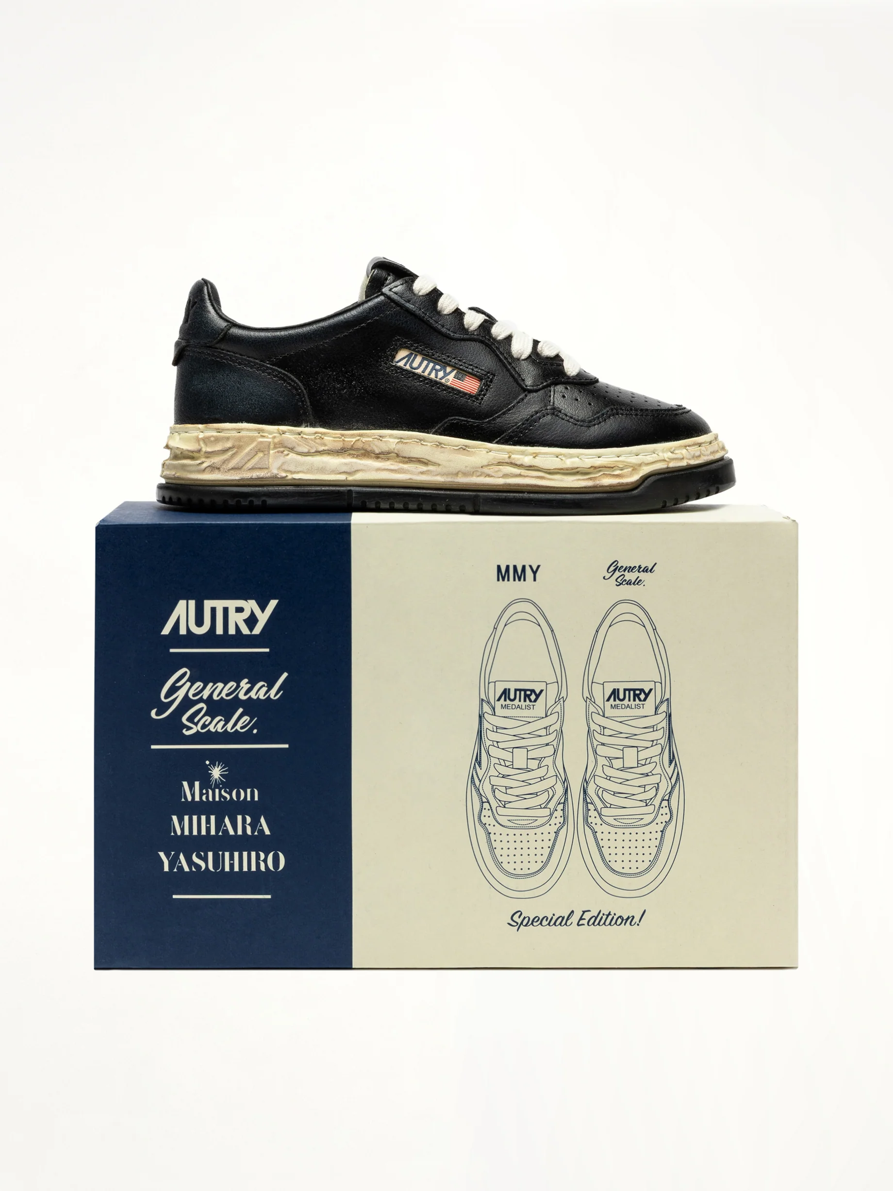 MMY Super Vintage Low Sneaker in Black - Image 7