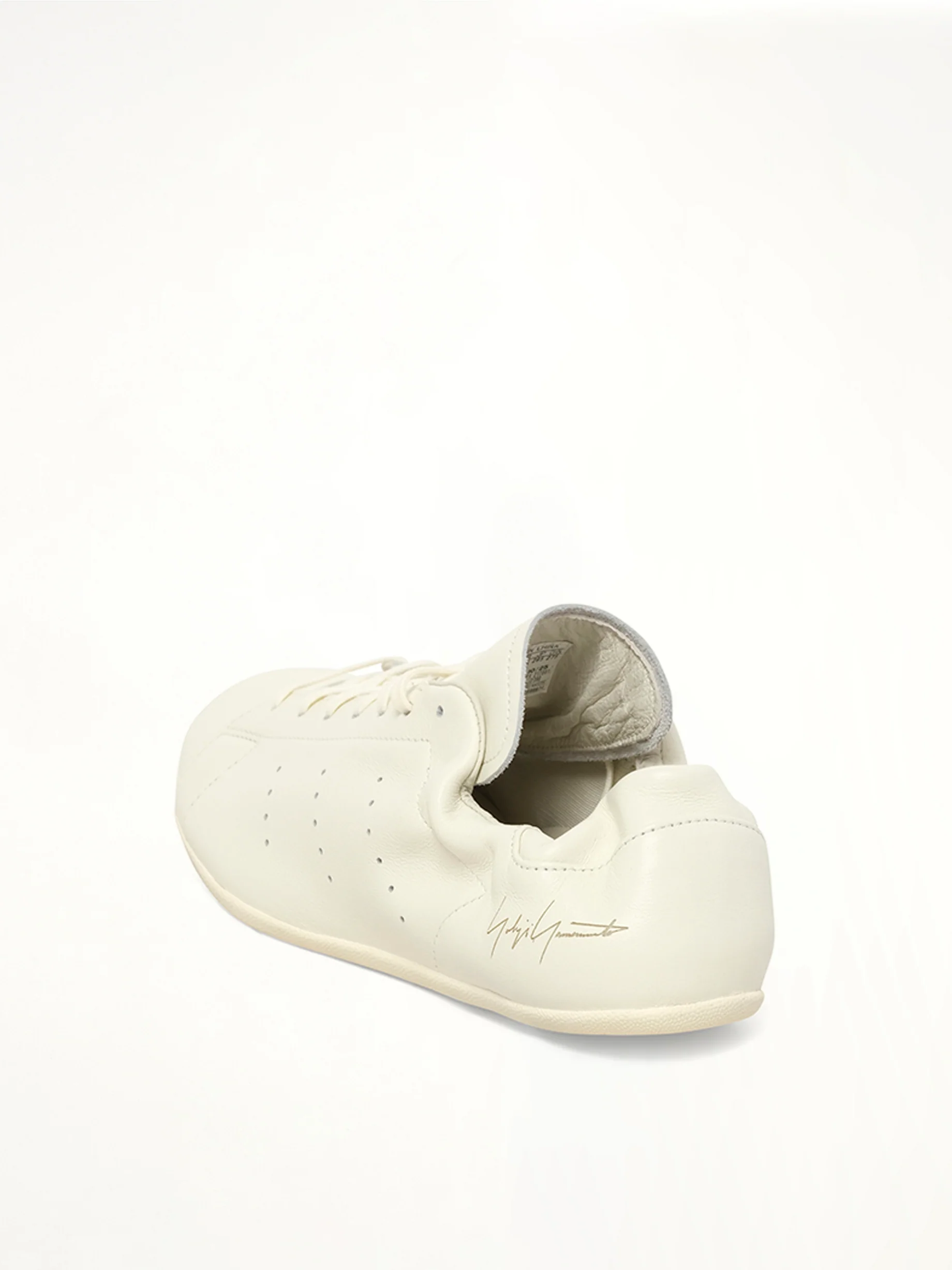 Y-3 Stan Smith in Off White - Image 3